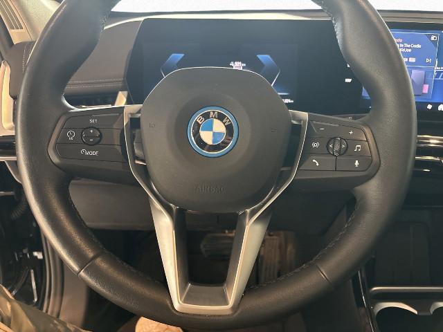 BMW iX1 – Bild 12