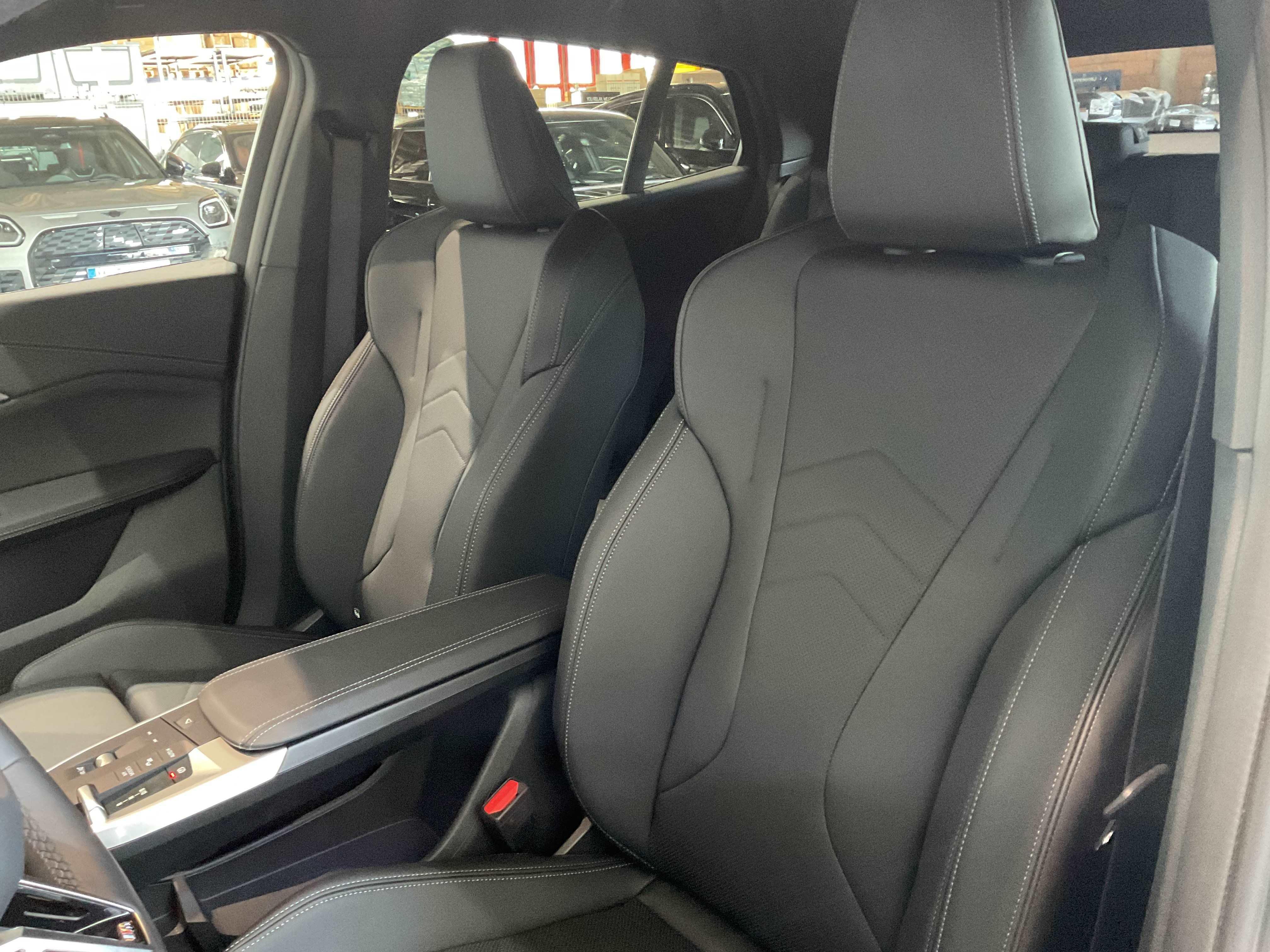 BMW iX2 – Bild 12