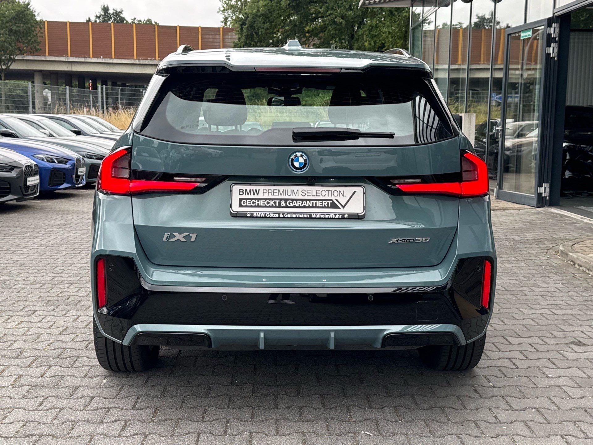 BMW iX1 – Bild 16