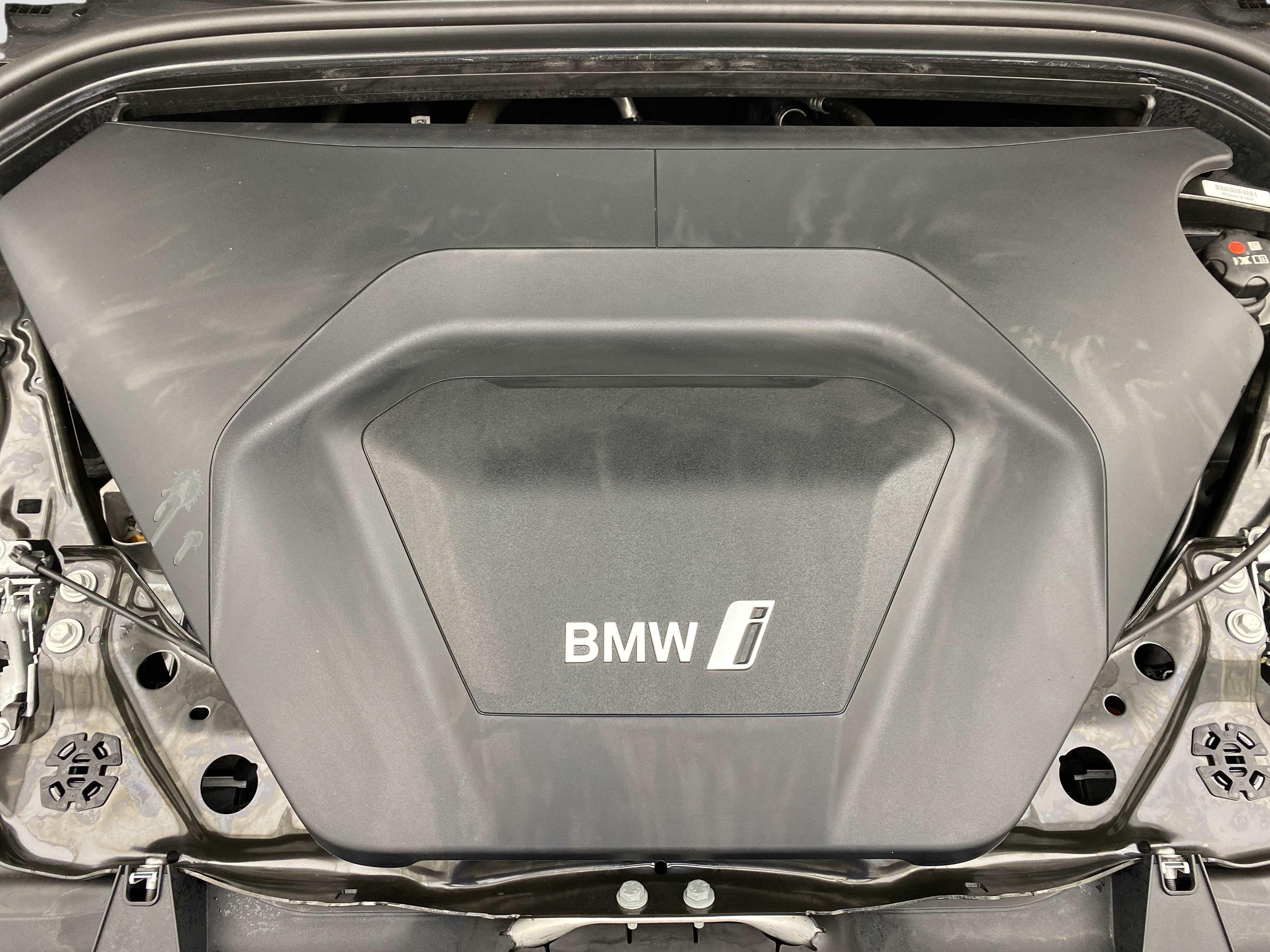 BMW iX1 – Bild 13