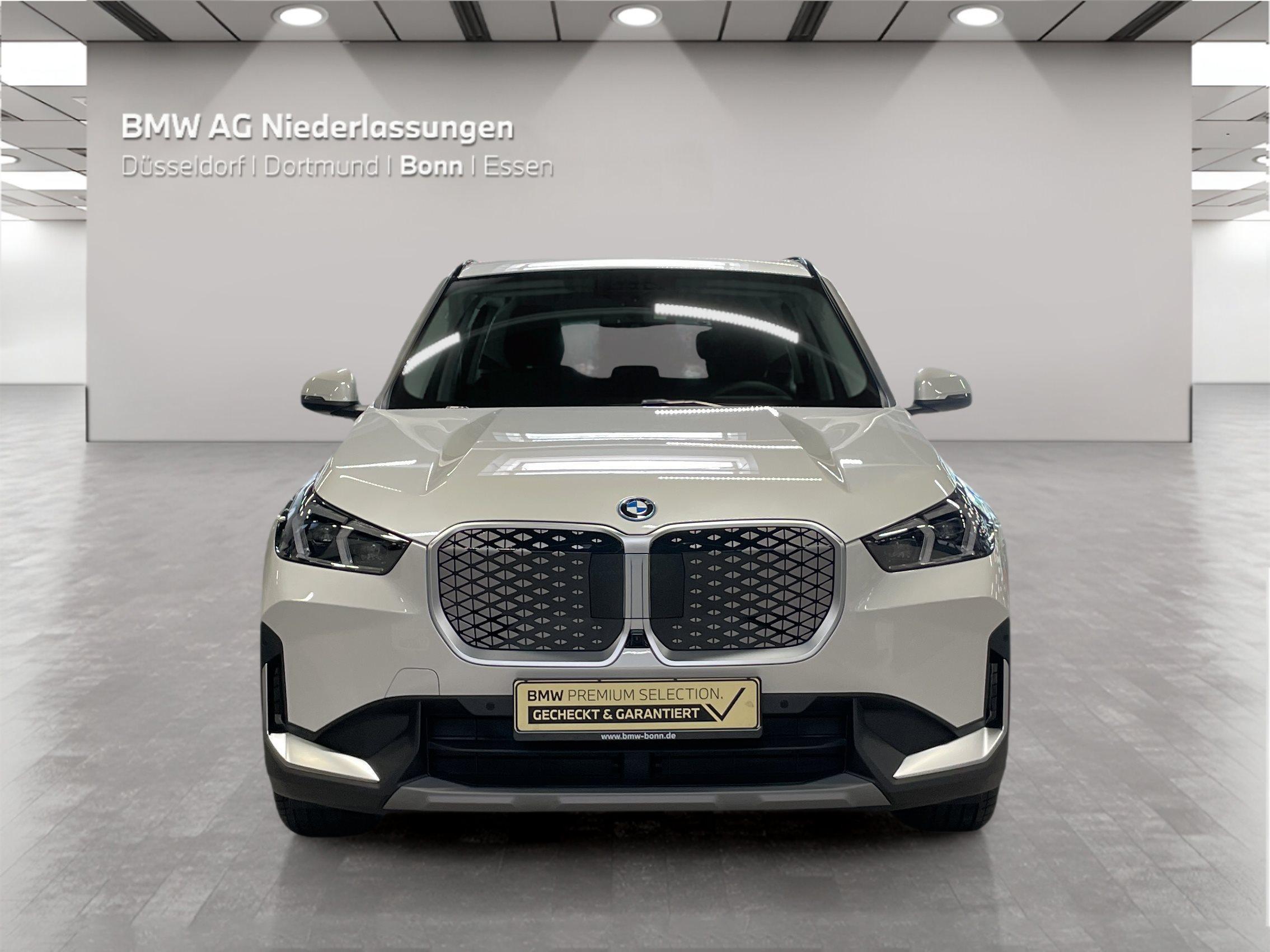 BMW iX1 – Bild 6