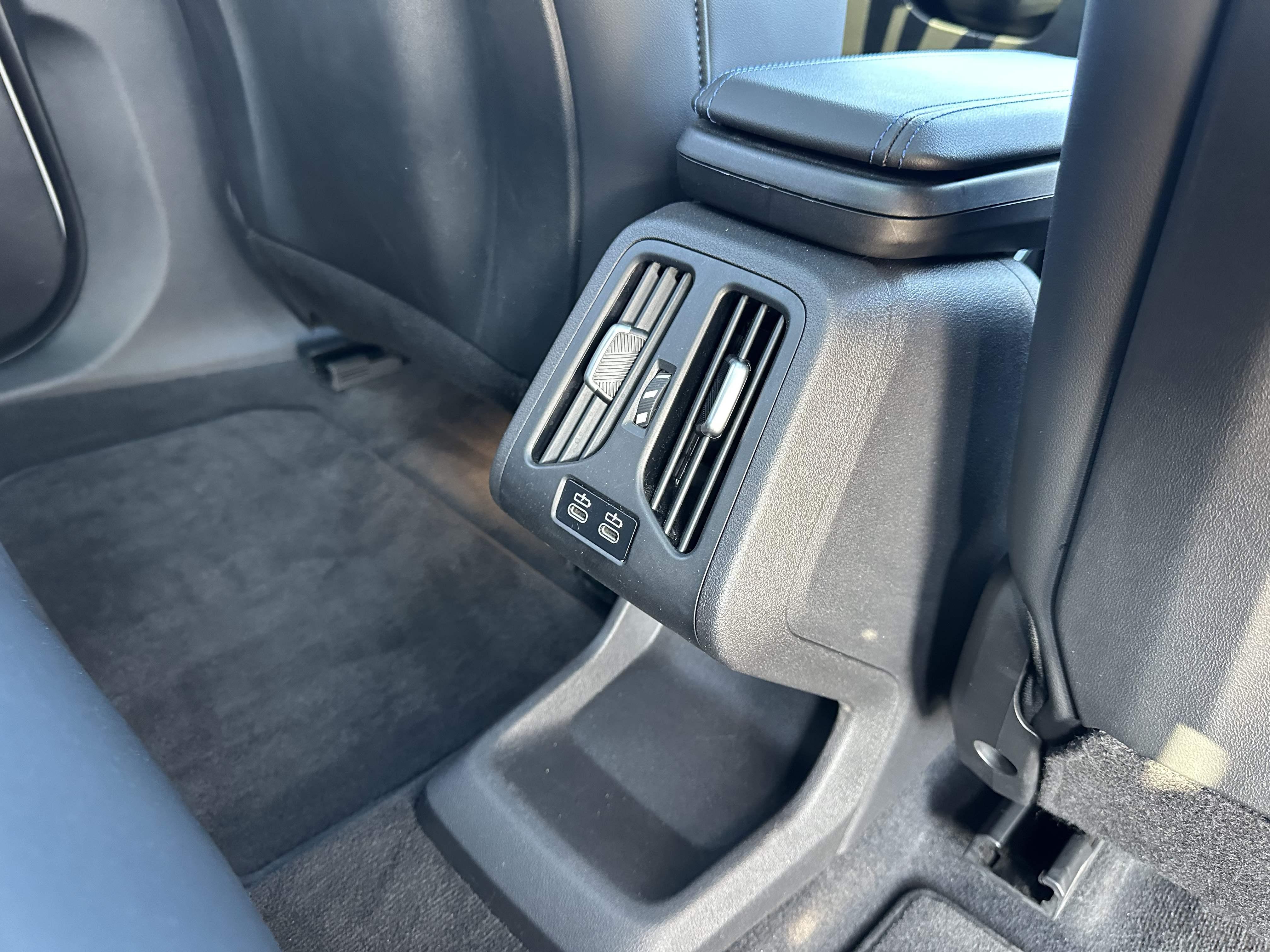 BMW iX1 – Bild 7