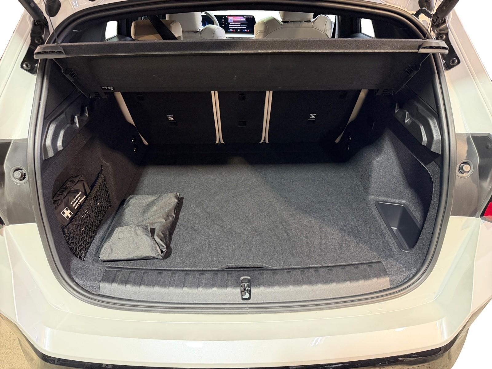BMW iX1 – Bild 31