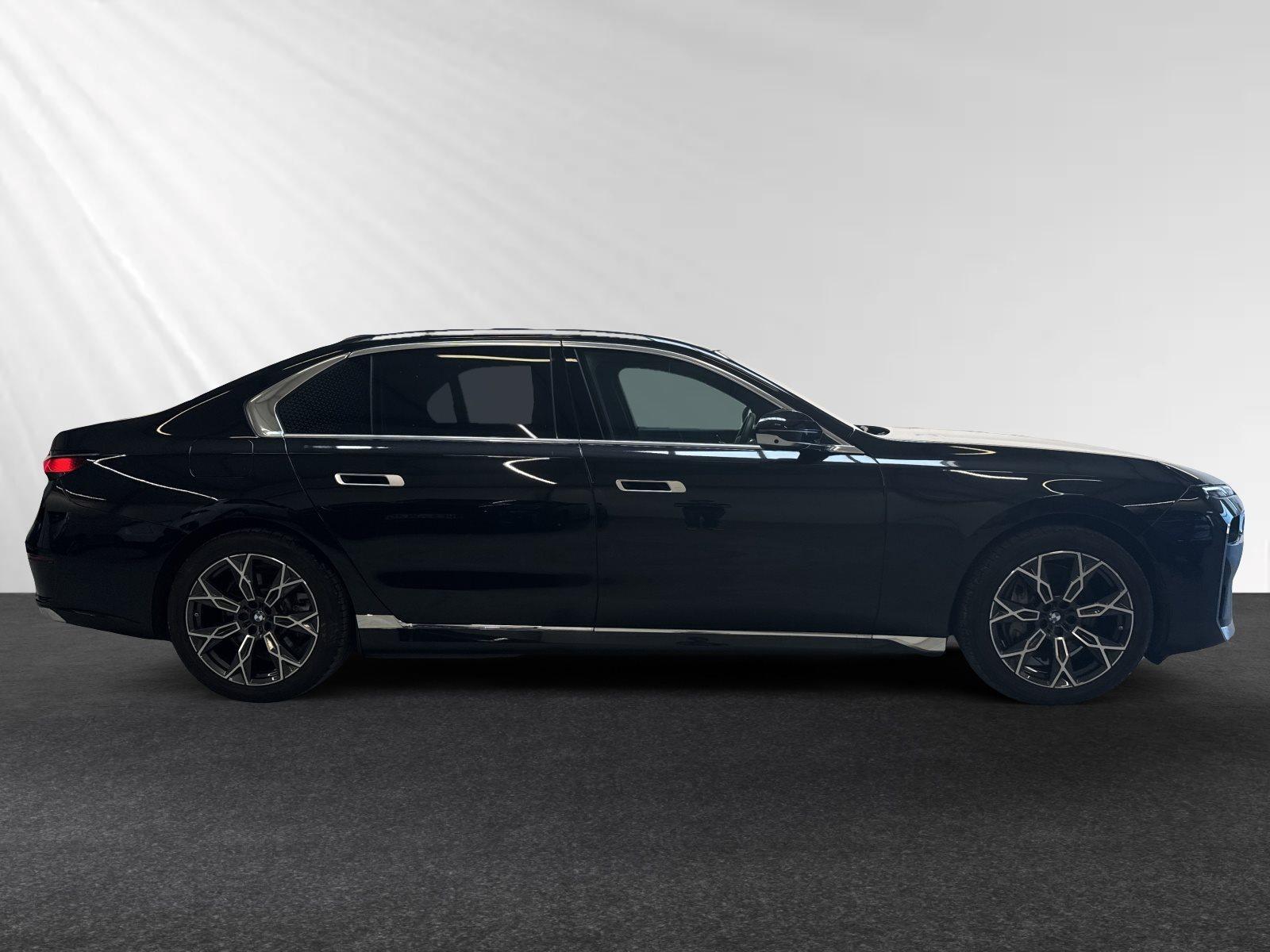 BMW i7 – Bild 2