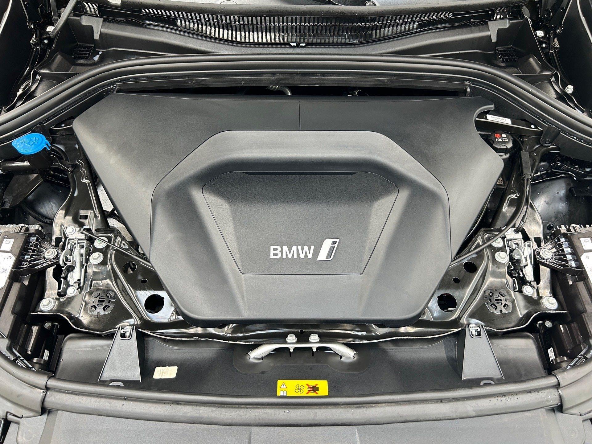 BMW iX1 – Bild 15
