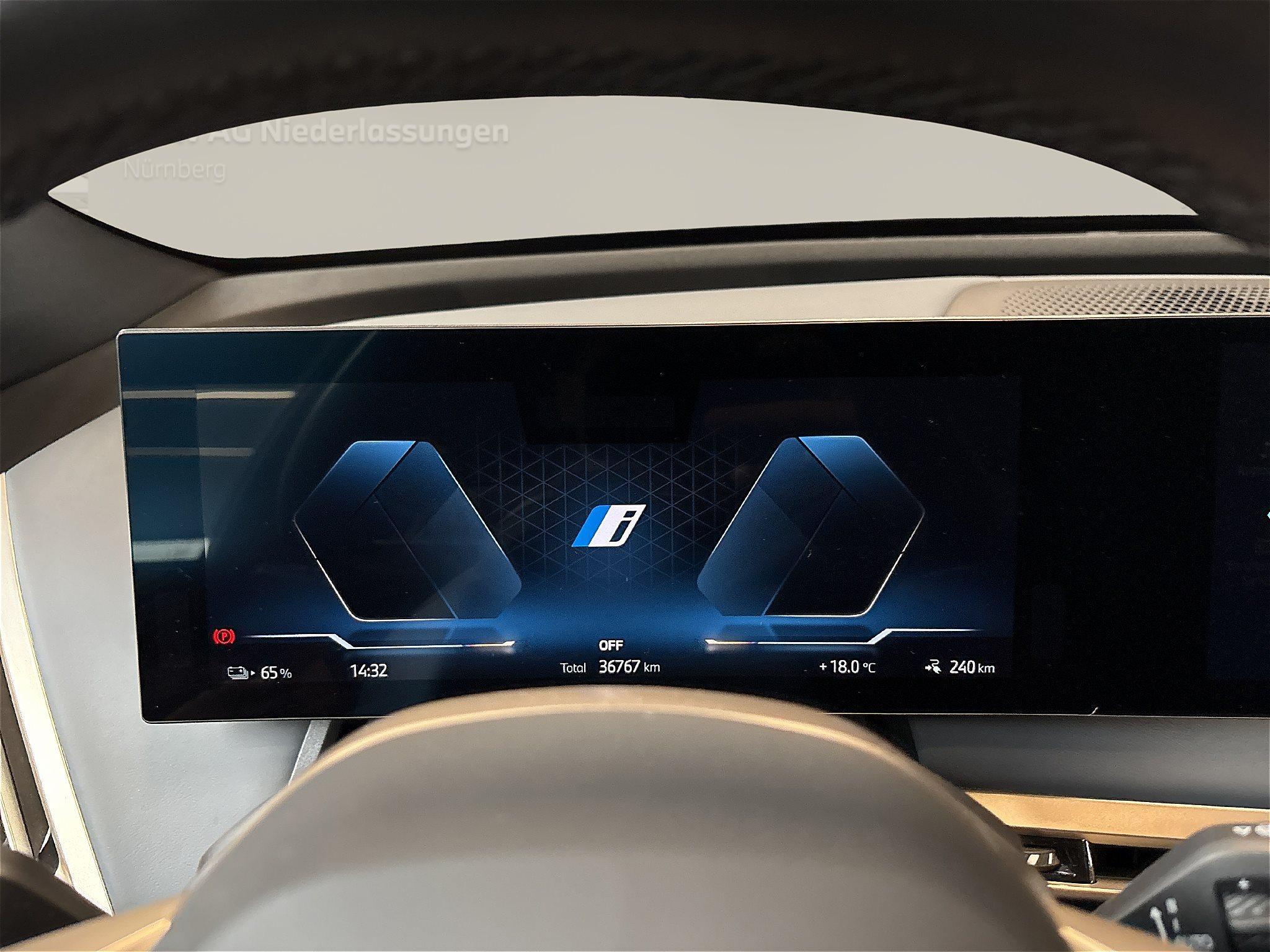 BMW iX – Bild 12