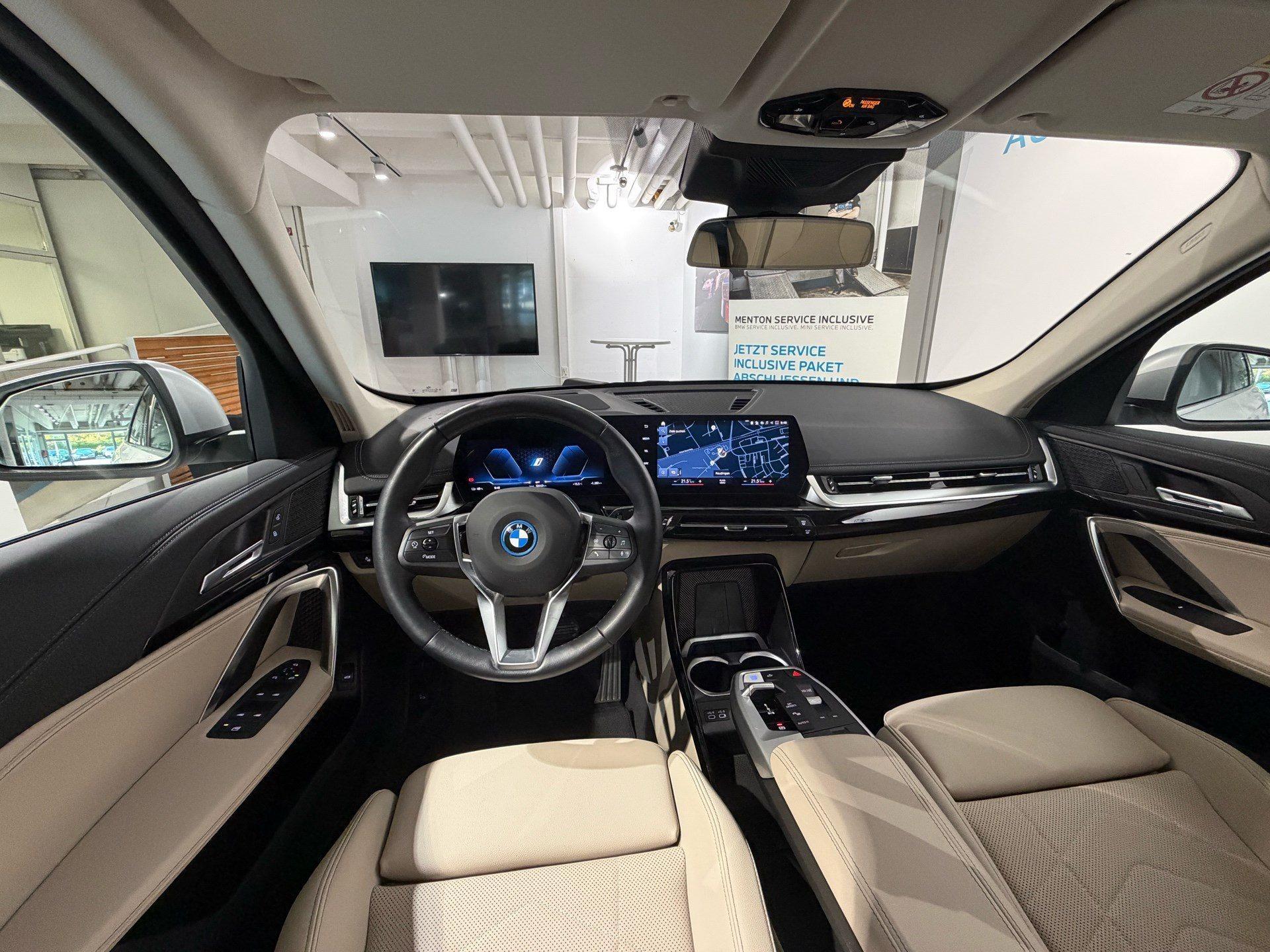 BMW iX1 – Bild 17