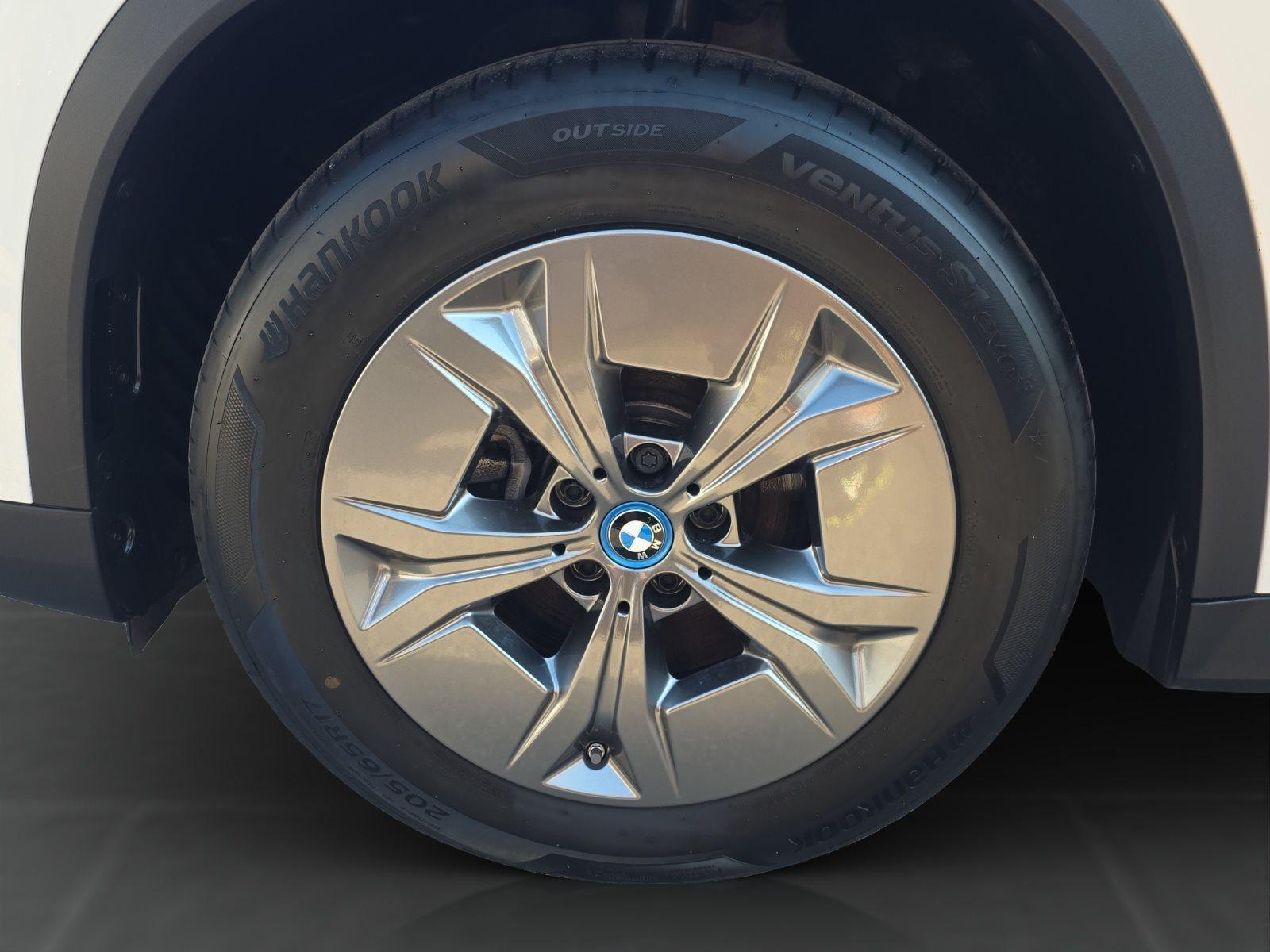 BMW iX1 – Bild 14