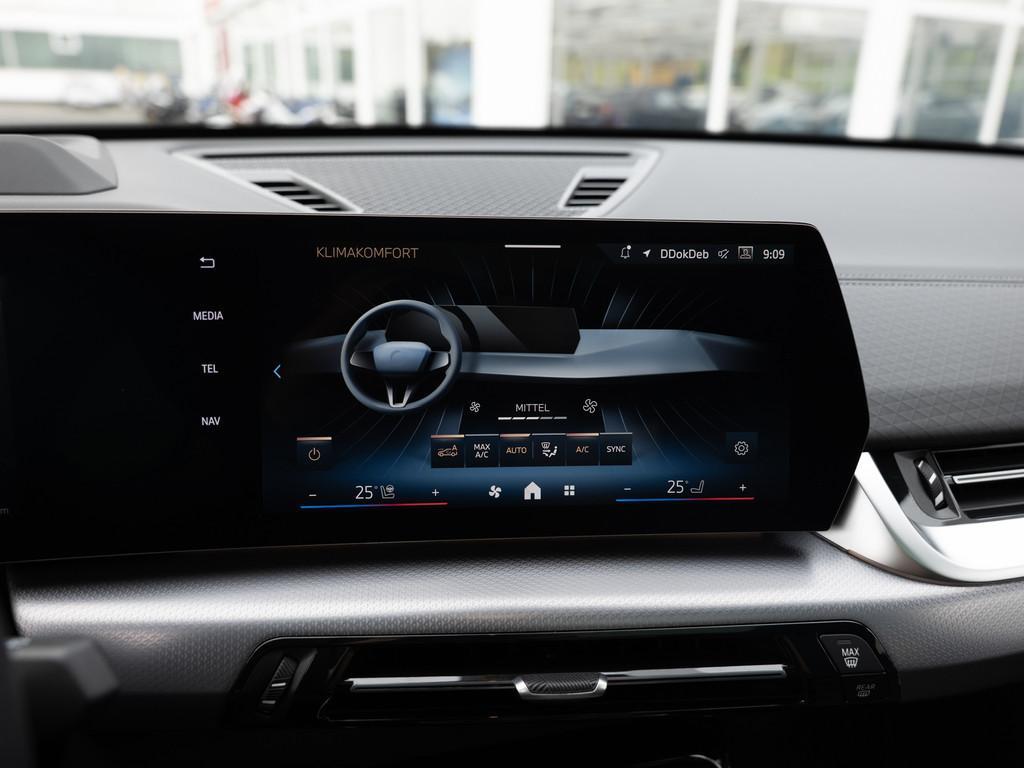 BMW iX2 – Bild 33