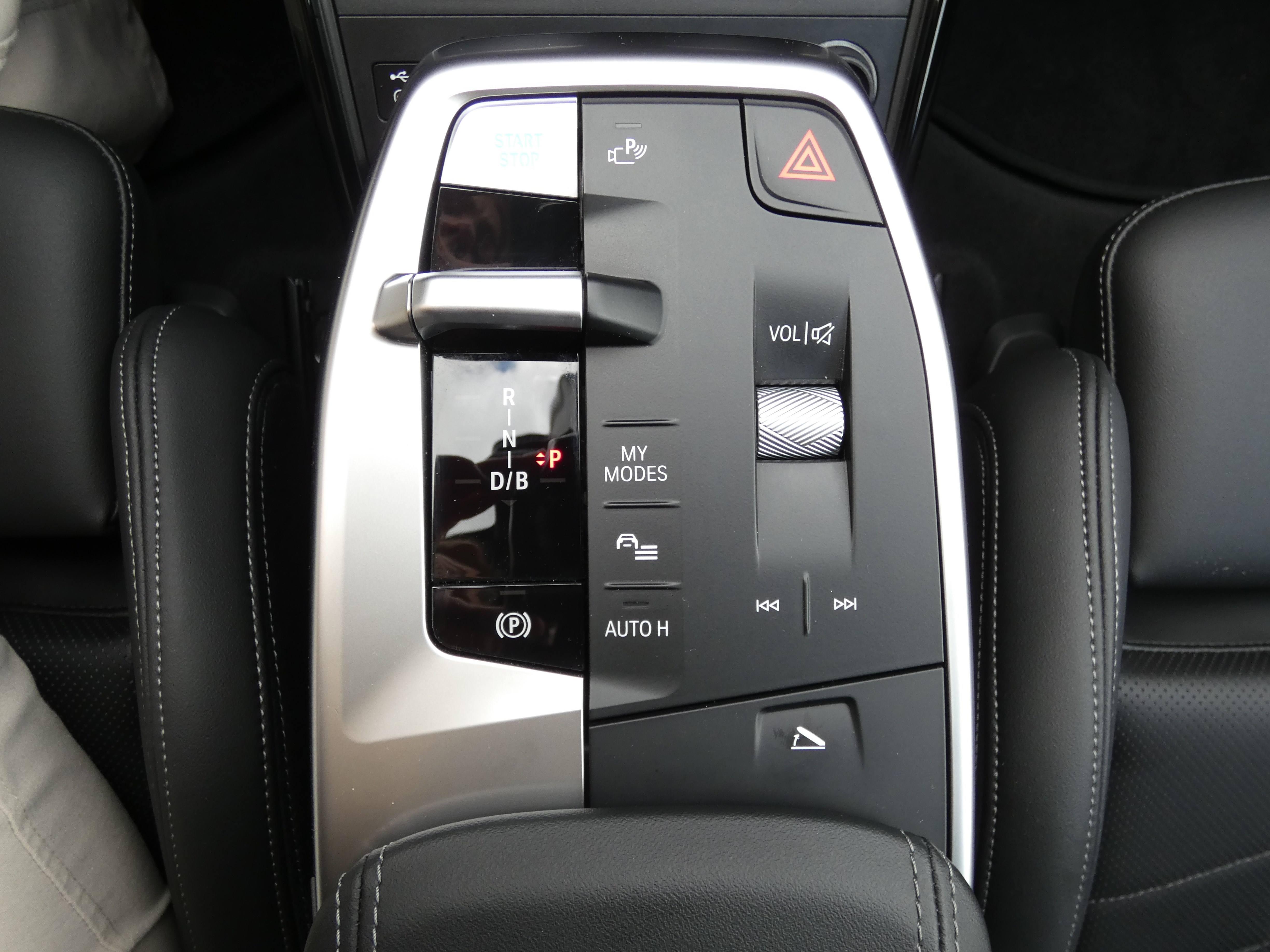 BMW iX1 – Bild 8