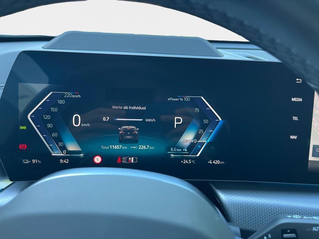 BMW iX2 – Bild 19