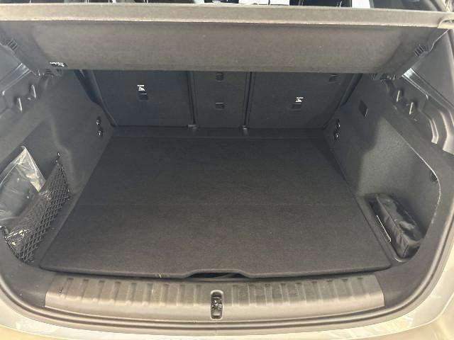 BMW iX1 – Bild 9