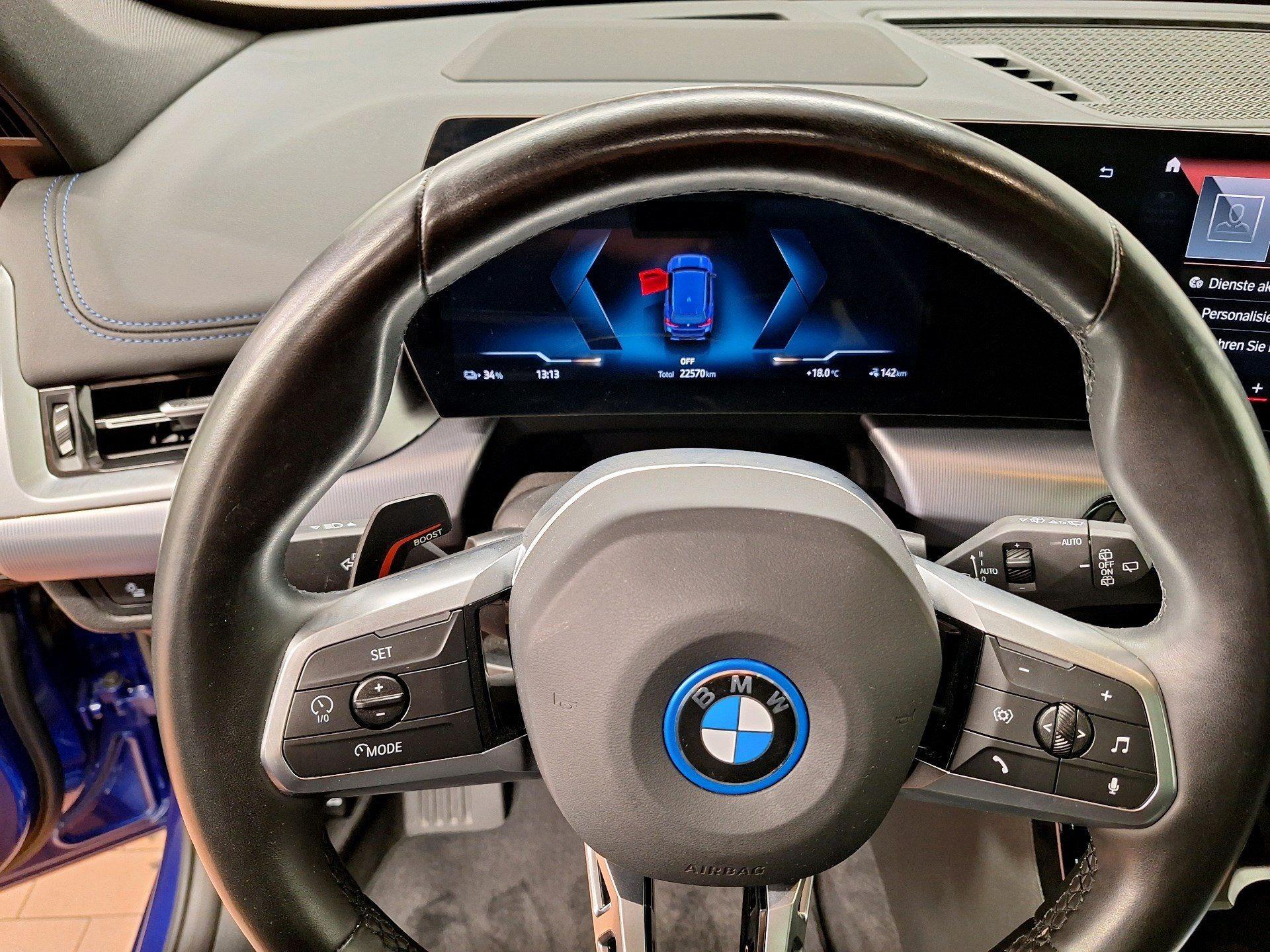 BMW iX1 – Bild 12