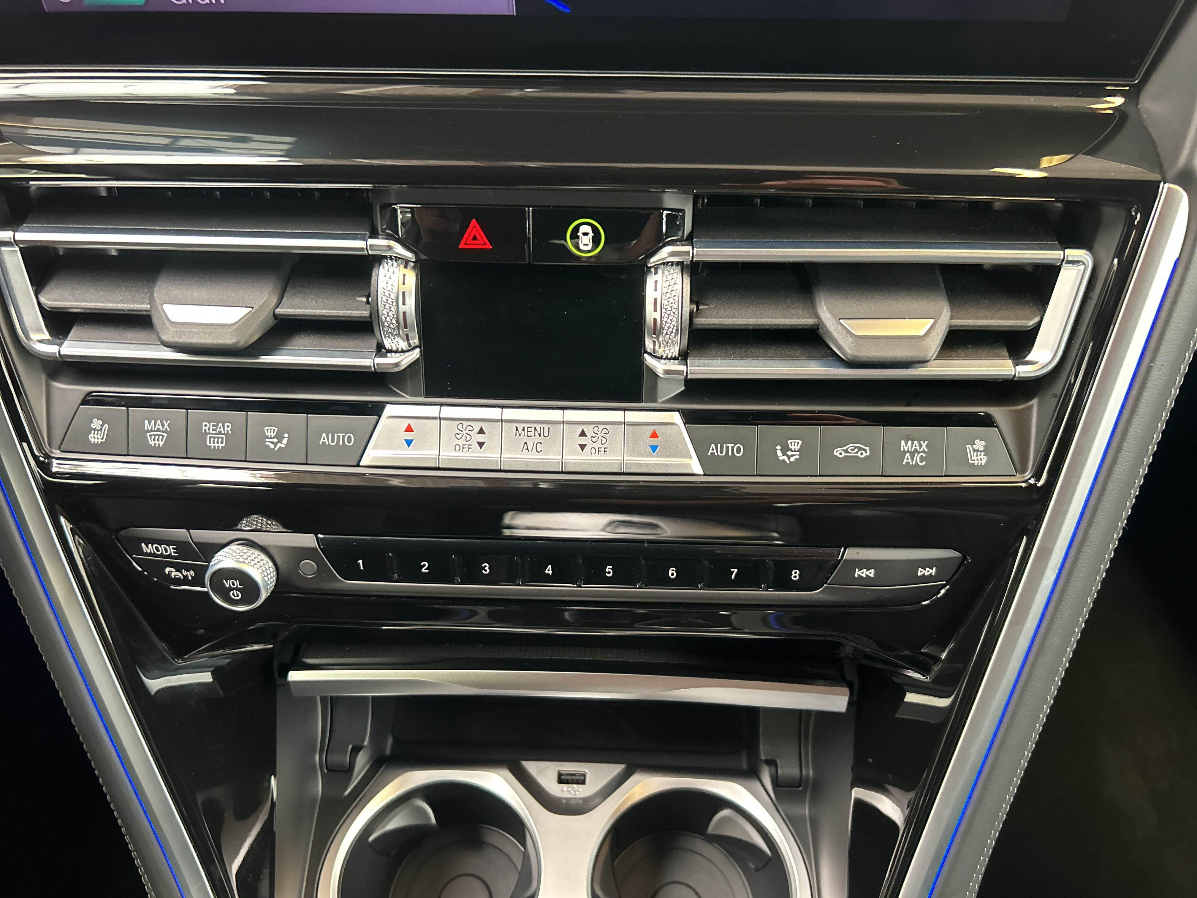 BMW 8er Coupé – Bild 25