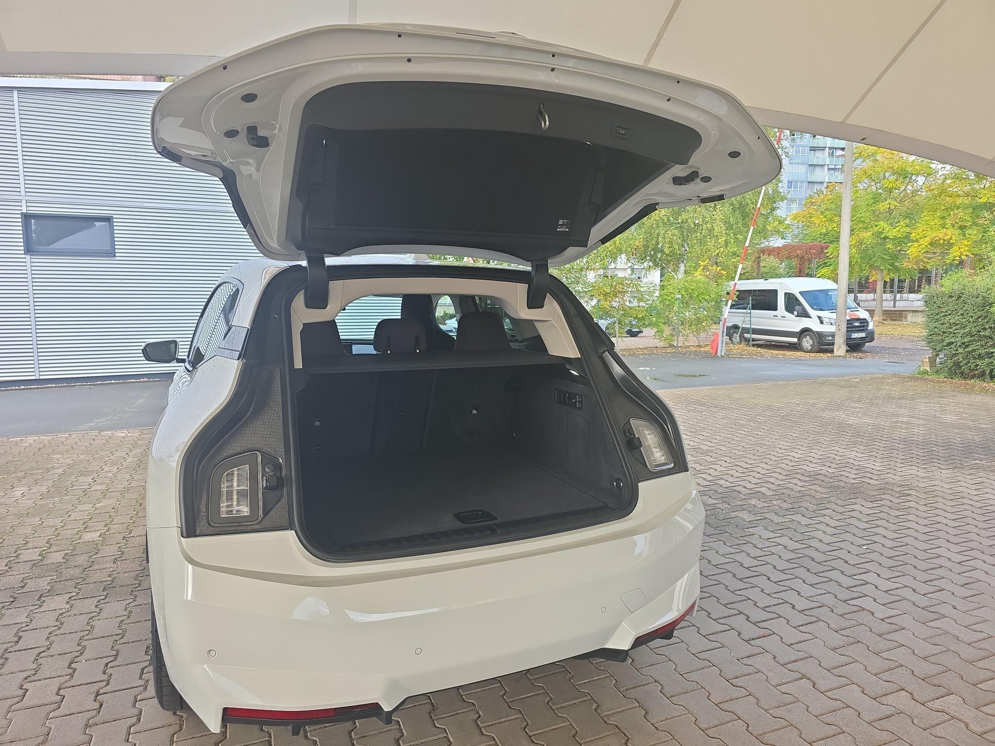 BMW iX – Bild 25