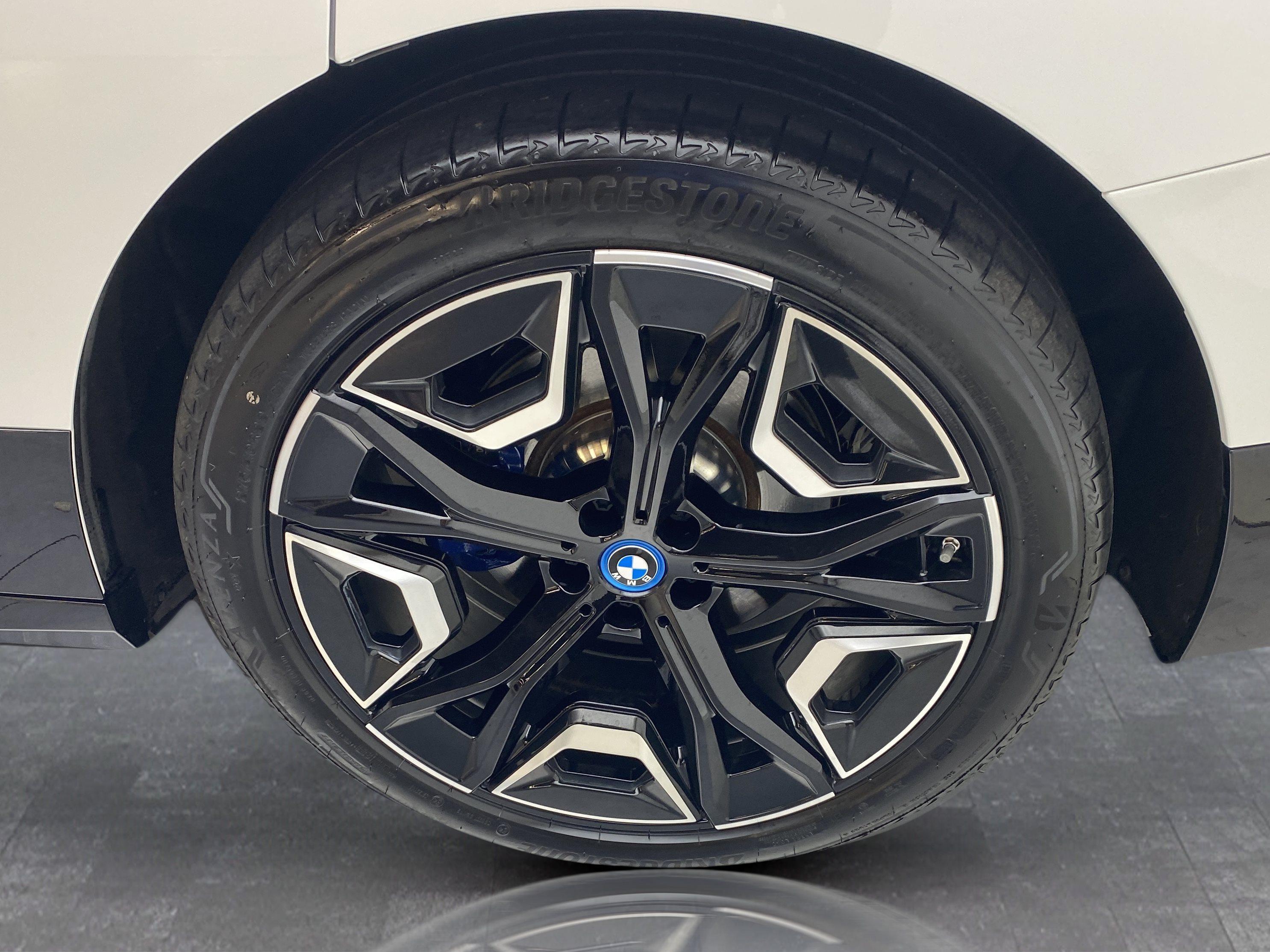 BMW iX – Bild 15
