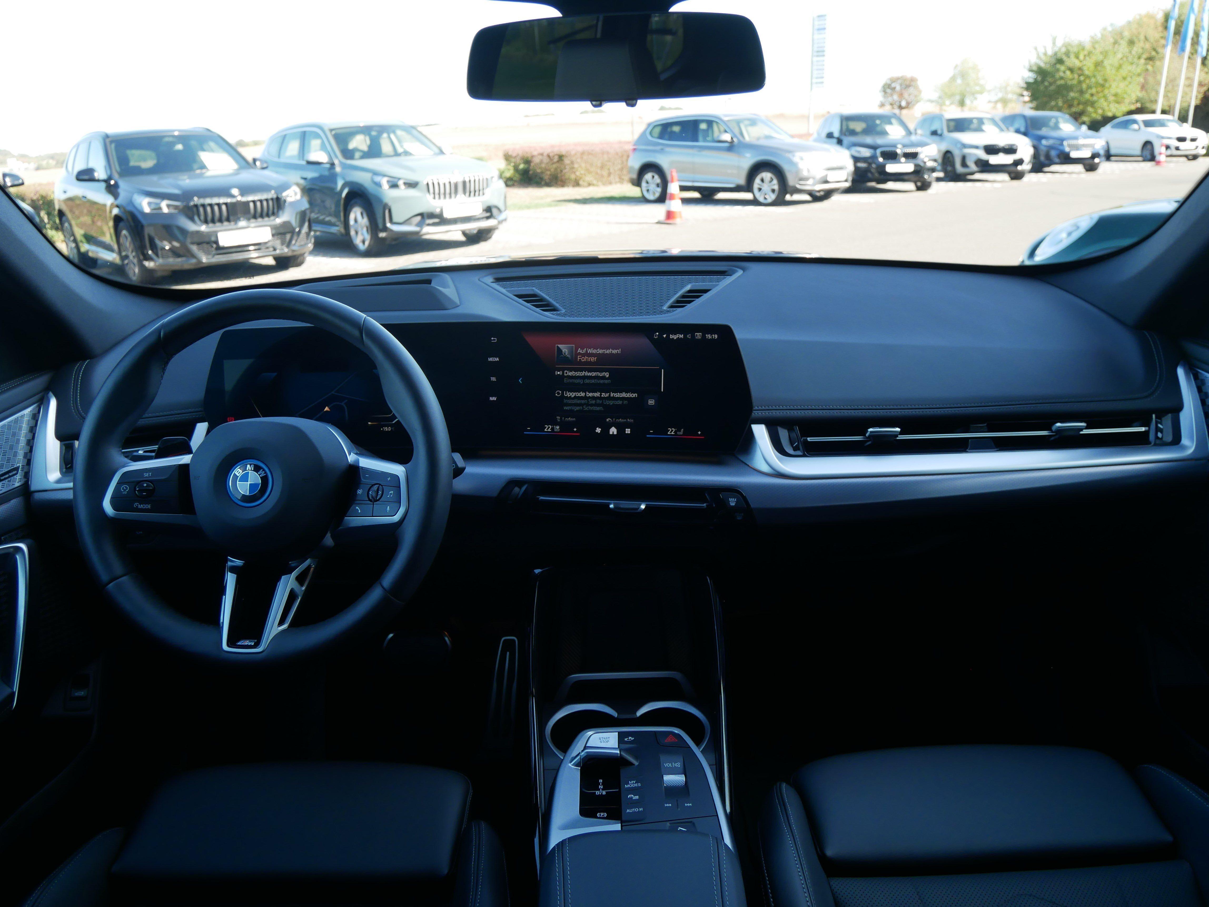 BMW iX1 – Bild 6