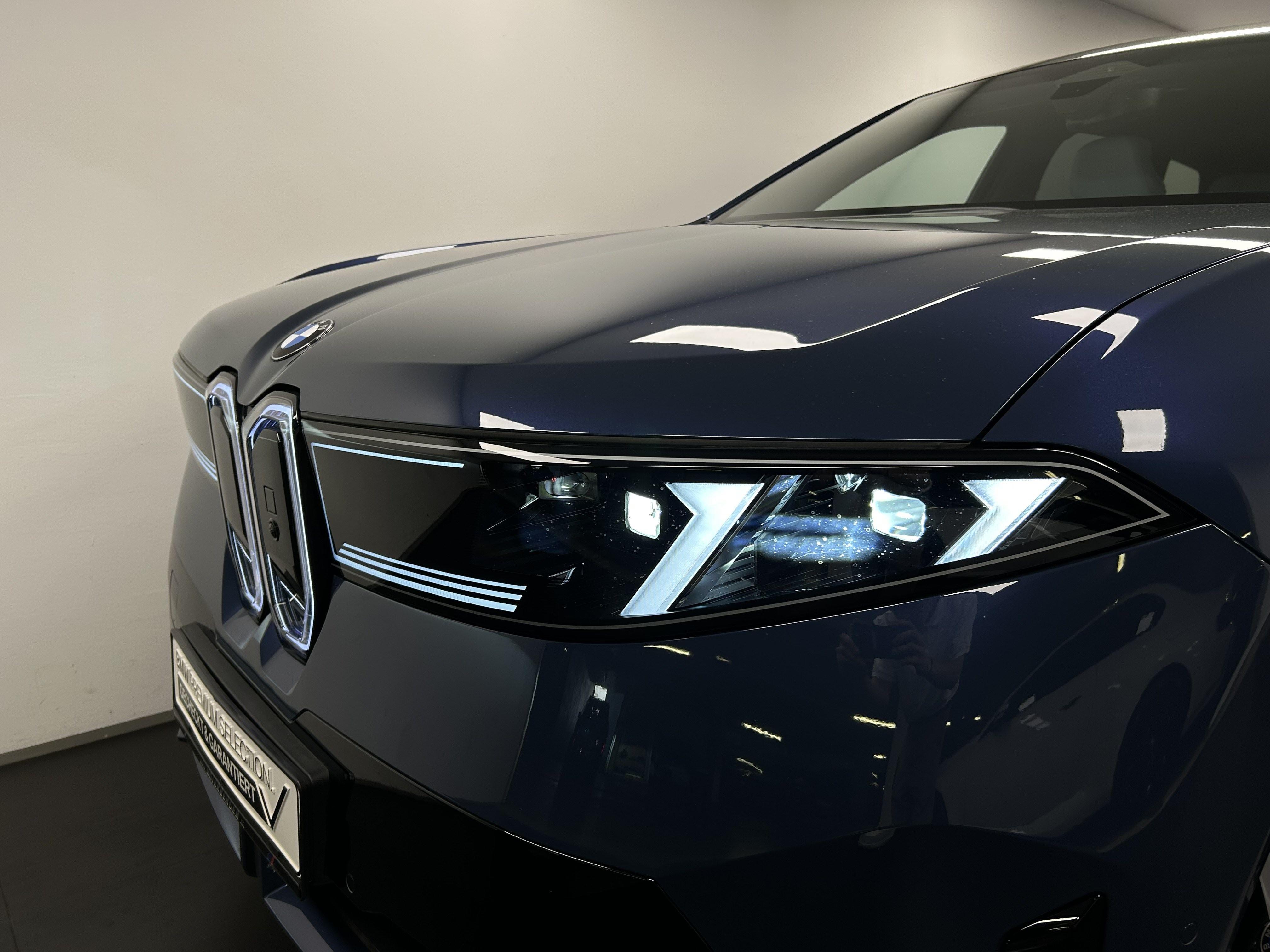 BMW iX3 – Bild 31