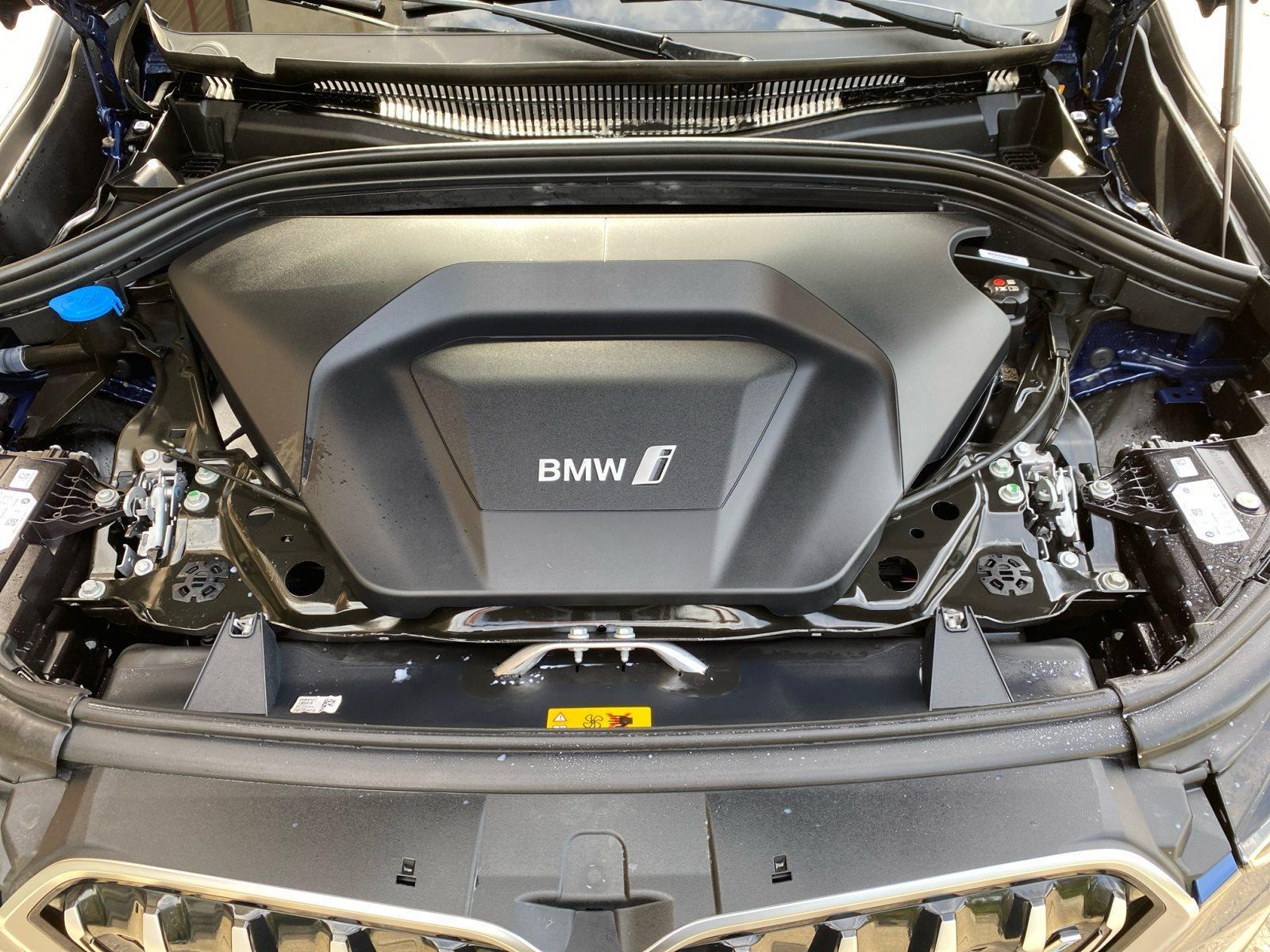 BMW iX1 – Bild 15