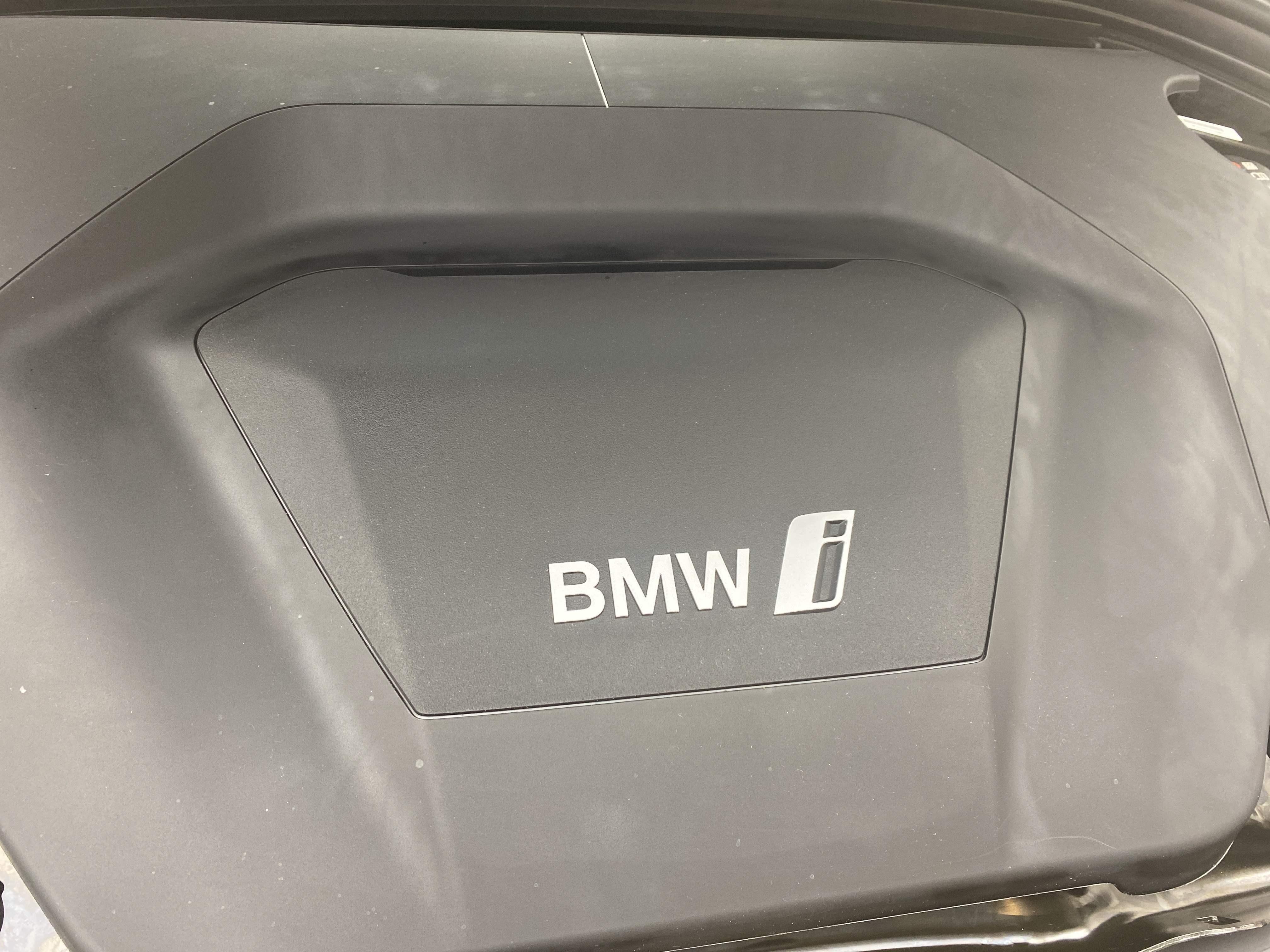 BMW iX1 – Bild 21
