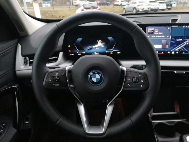 BMW iX1 – Bild 28