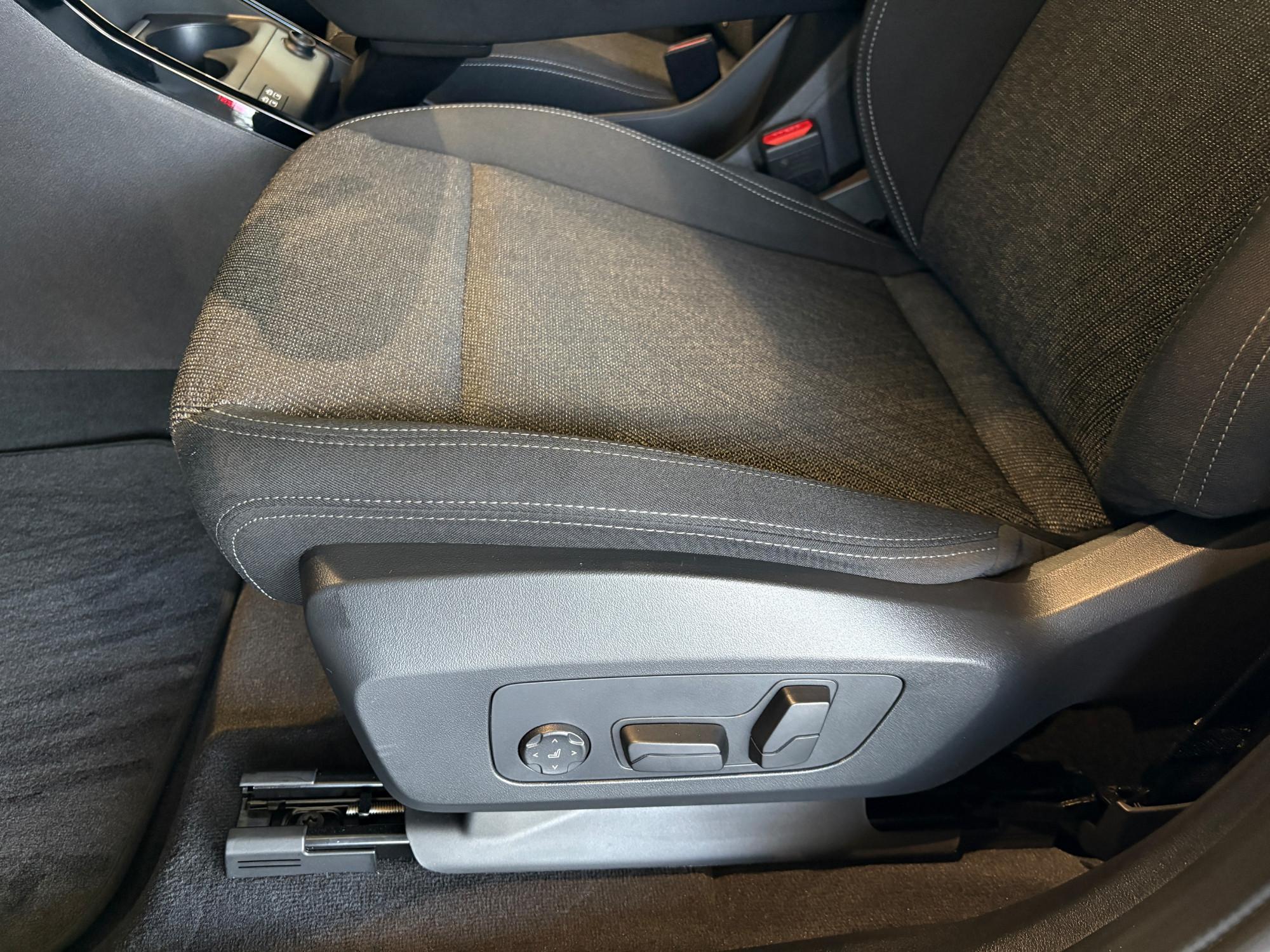 BMW iX2 – Bild 25