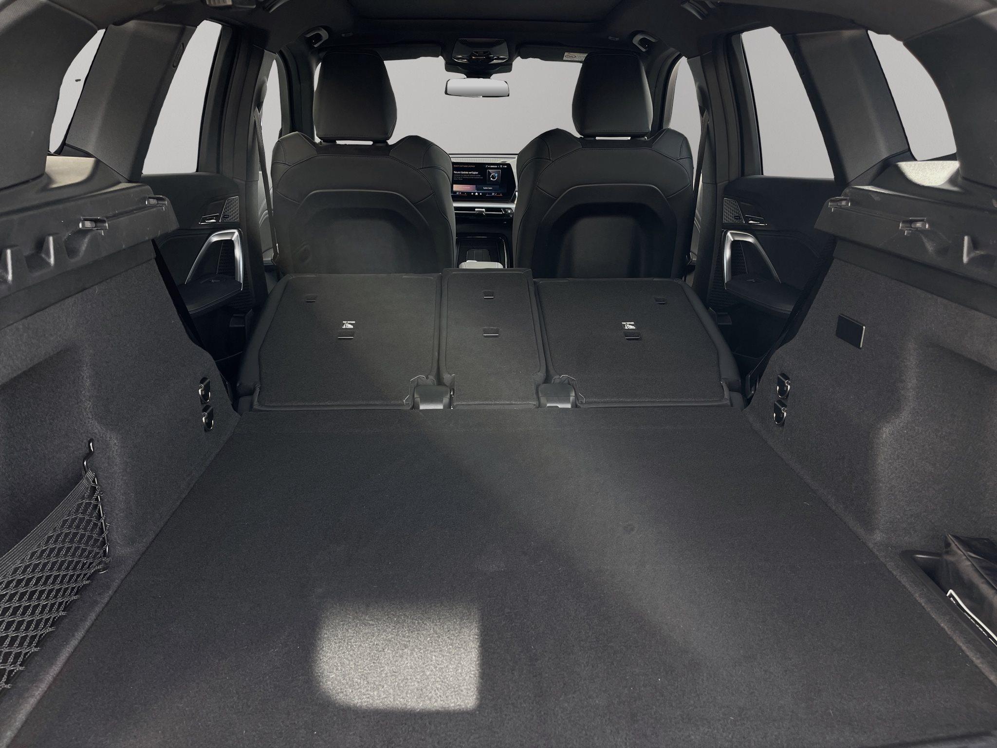 BMW iX1 – Bild 12