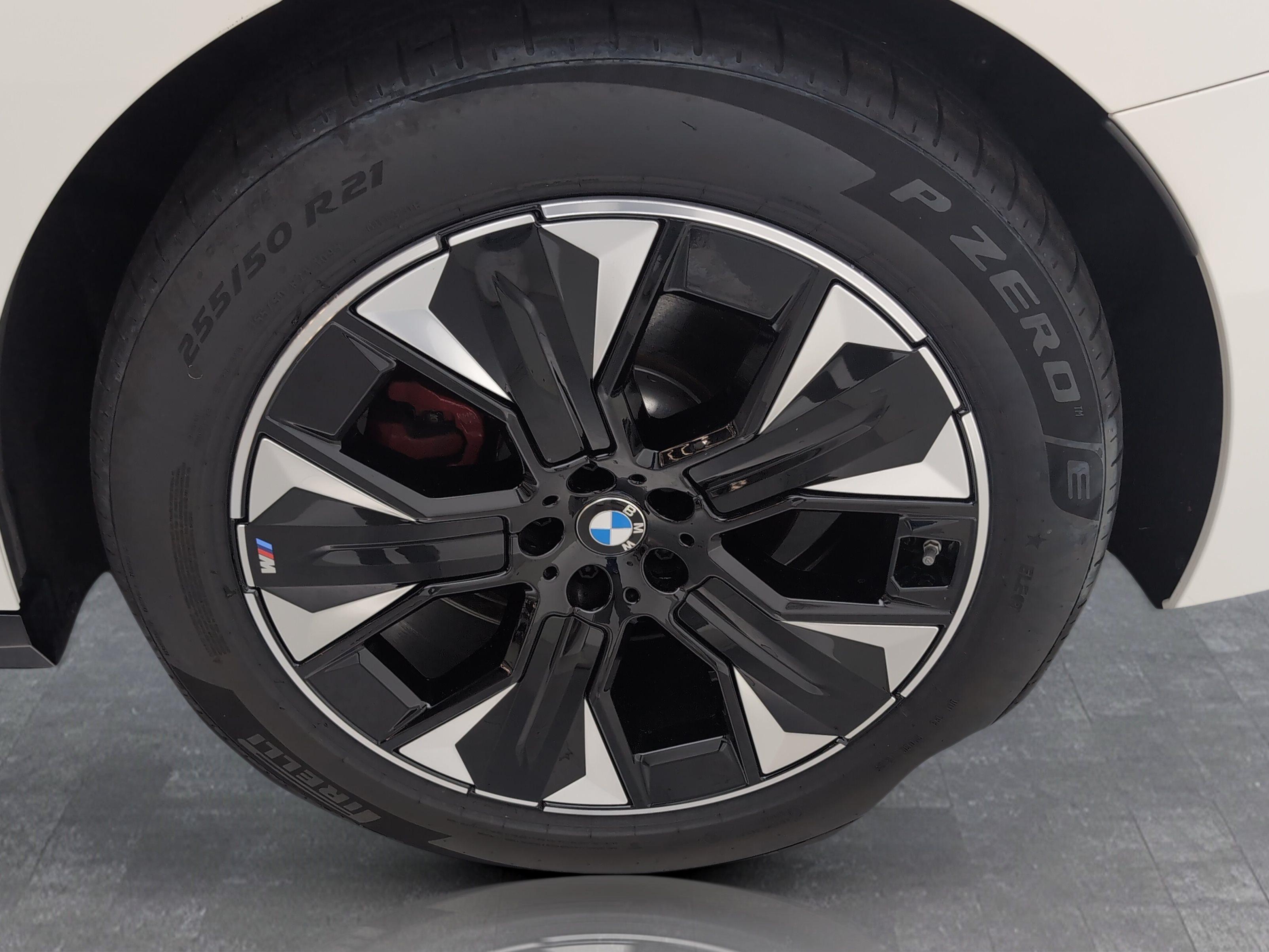 BMW iX – Bild 15