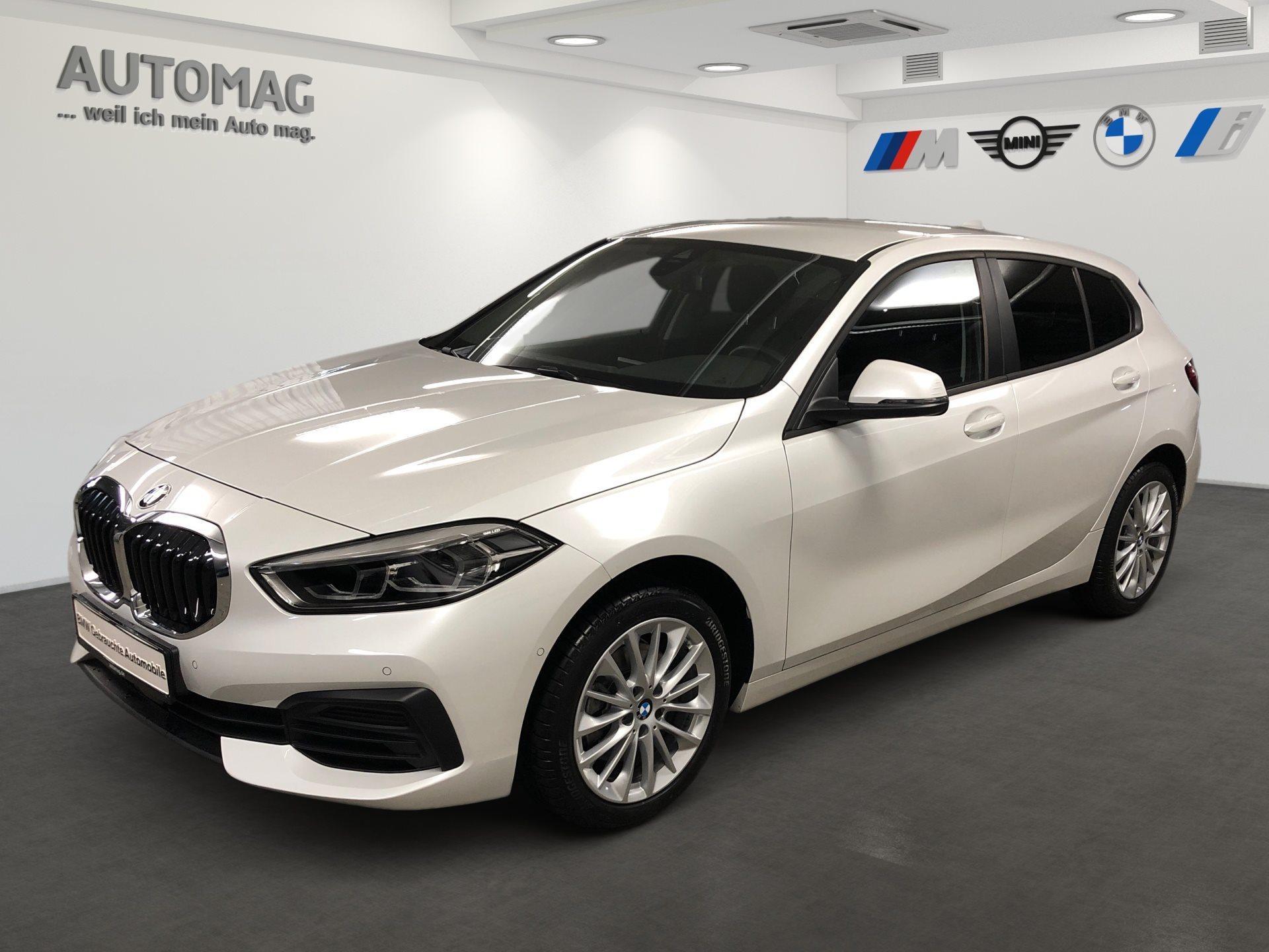 BMW 118i 2023 — véhicule d'occasion importé