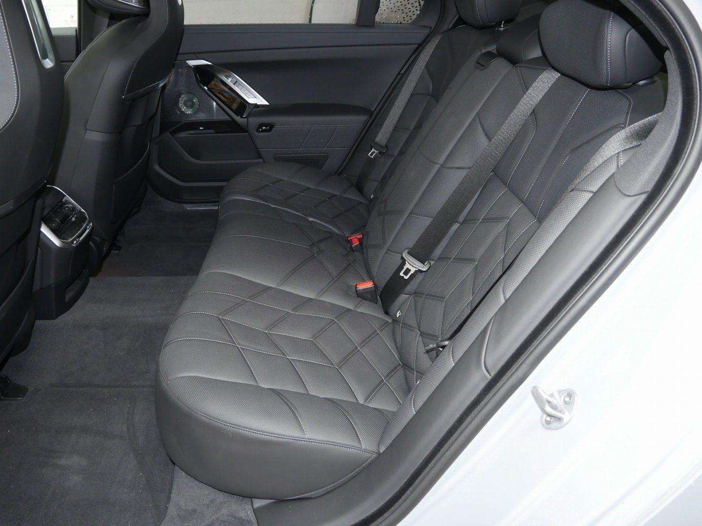 BMW 7er – Bild 13