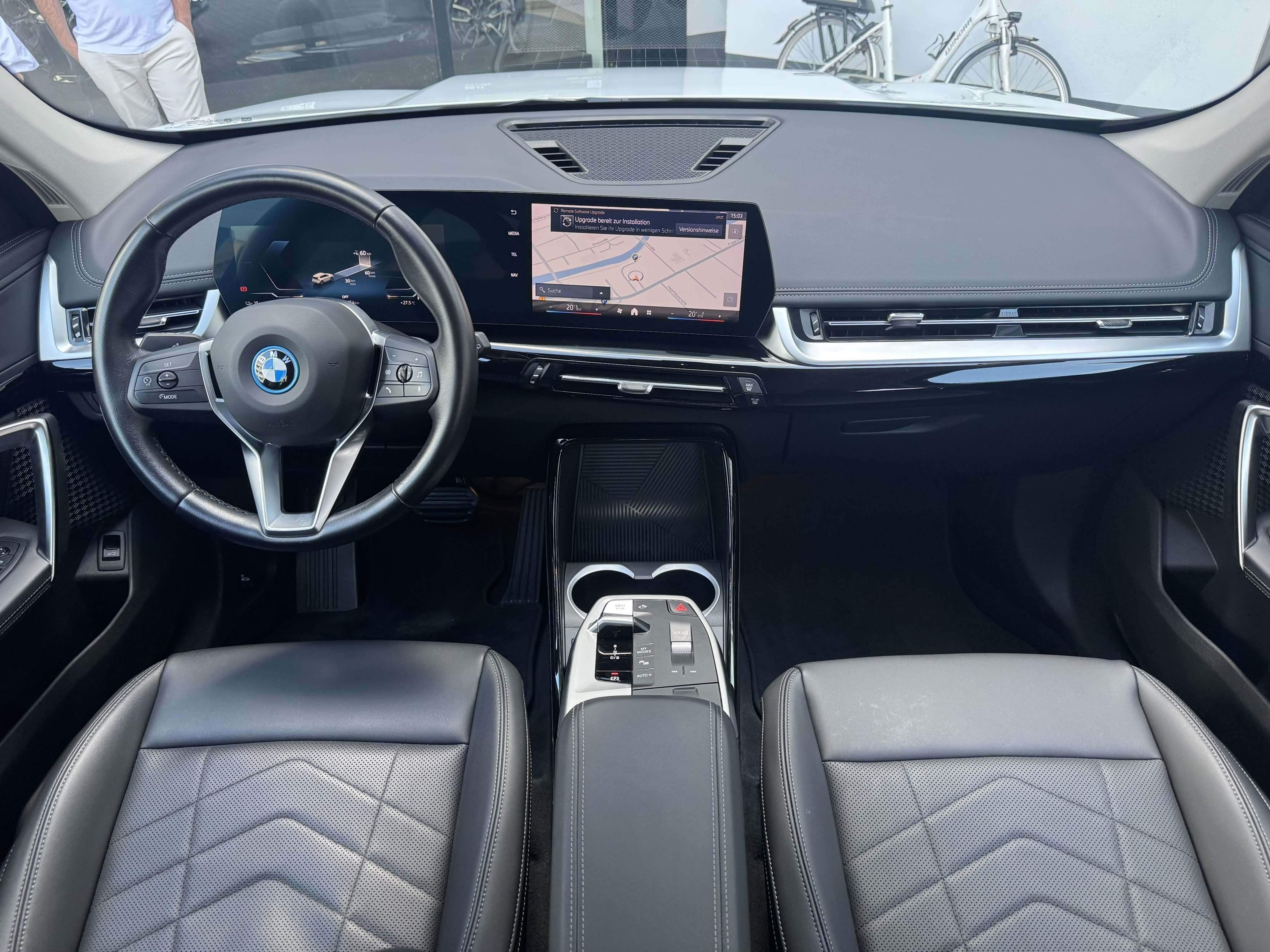 BMW iX1 – Bild 3