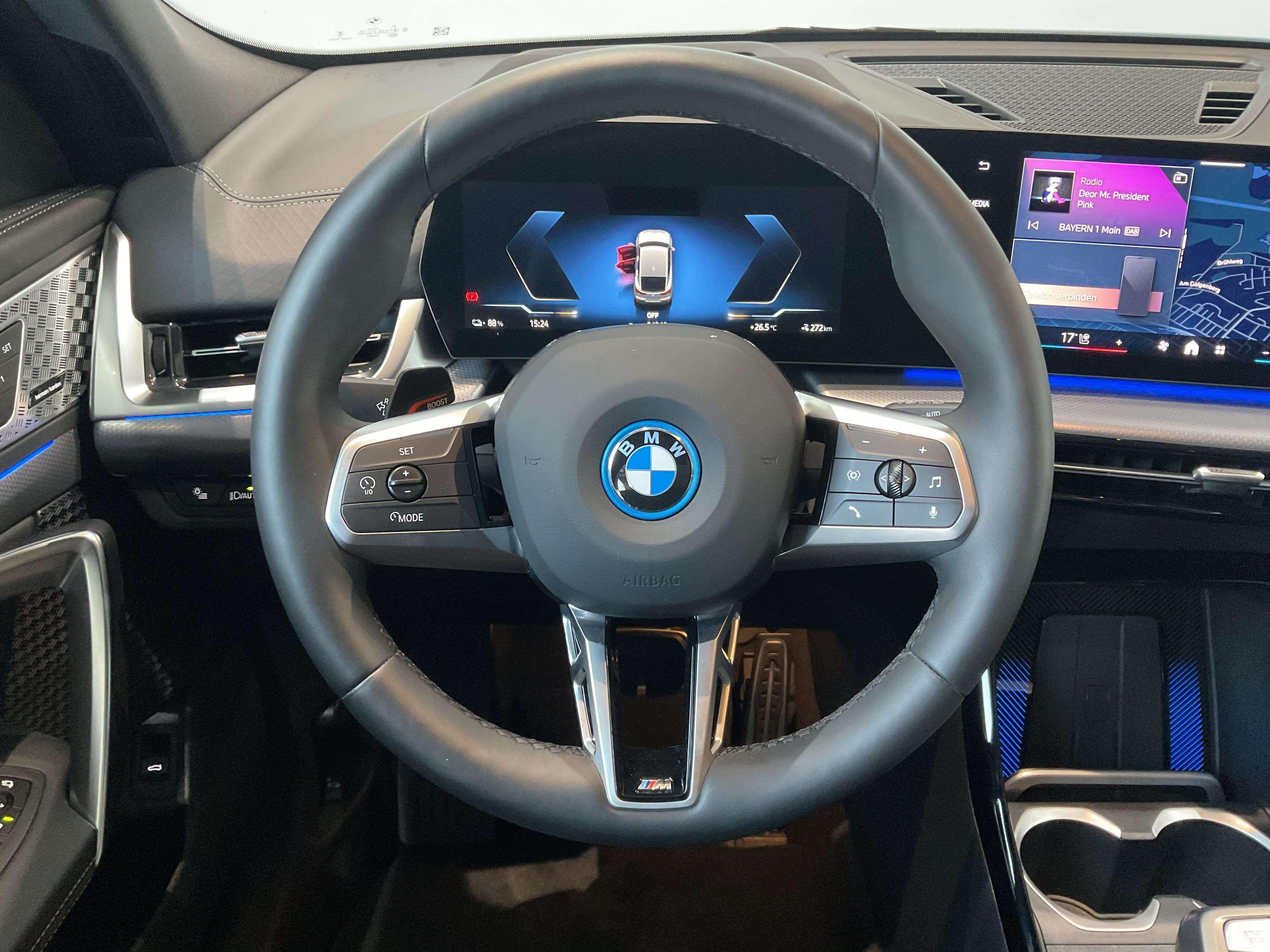 BMW iX2 – Bild 4