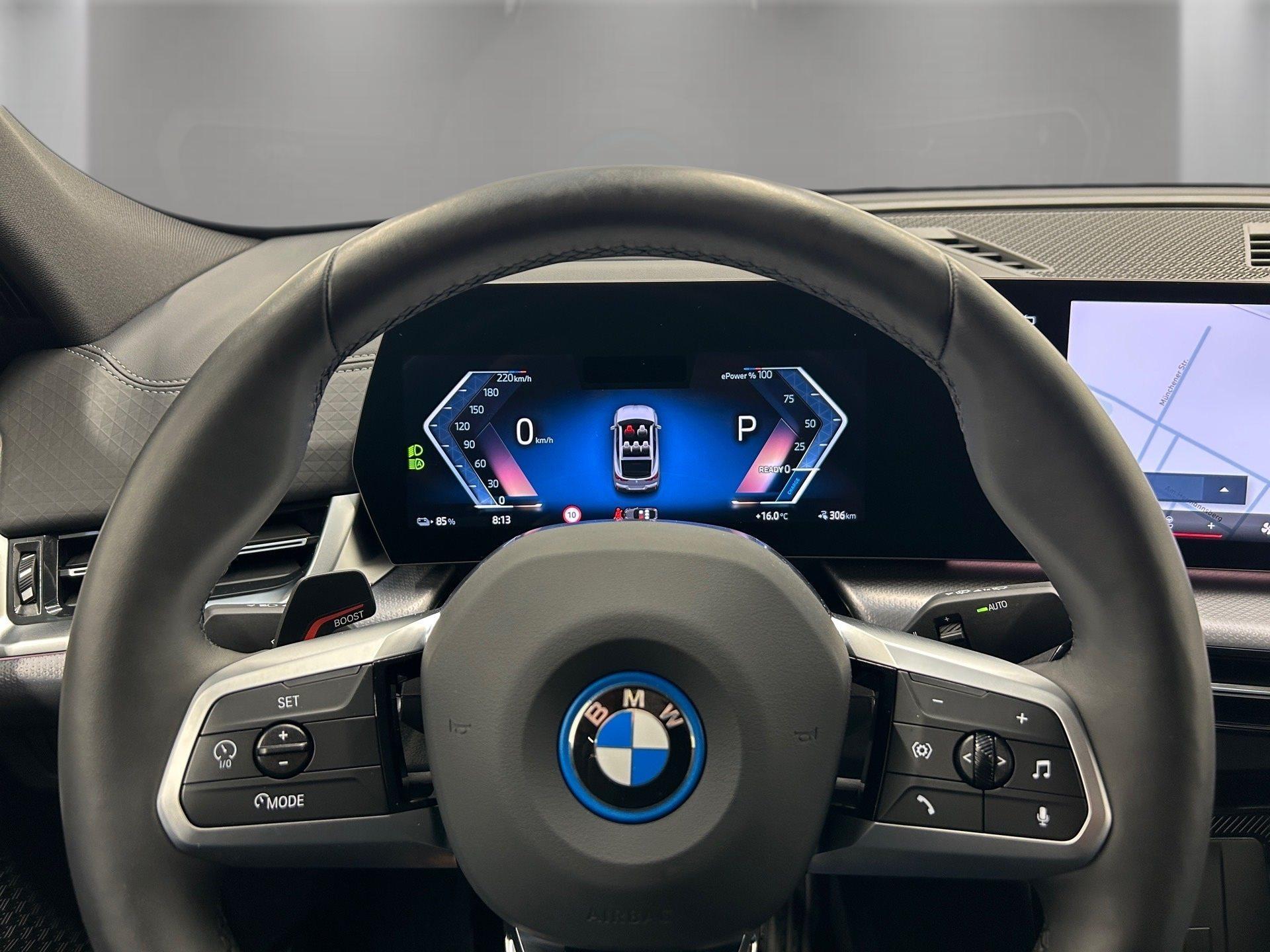 BMW iX2 – Bild 11