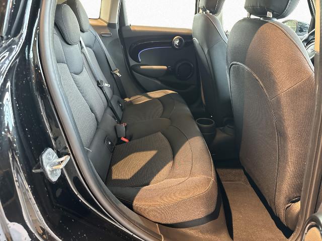 MINI Cooper 5-Türer – Bild 8