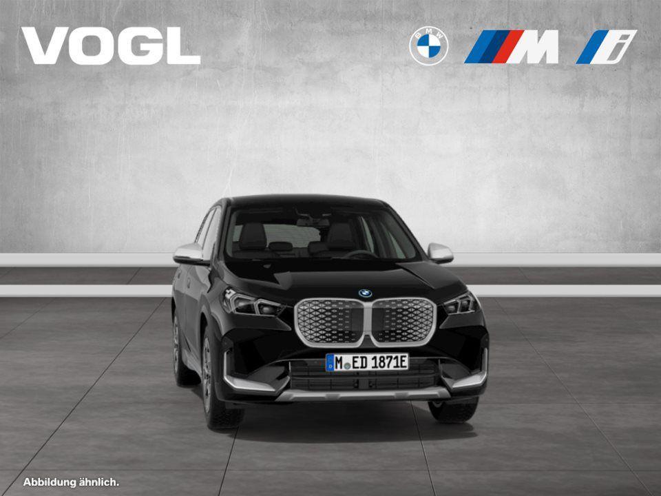 BMW iX1 – Bild 25