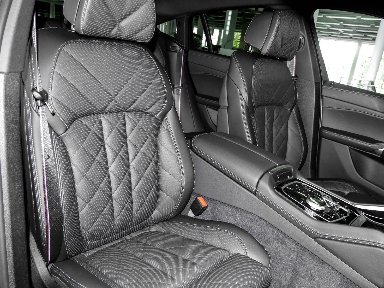 BMW X6 – Bild 10