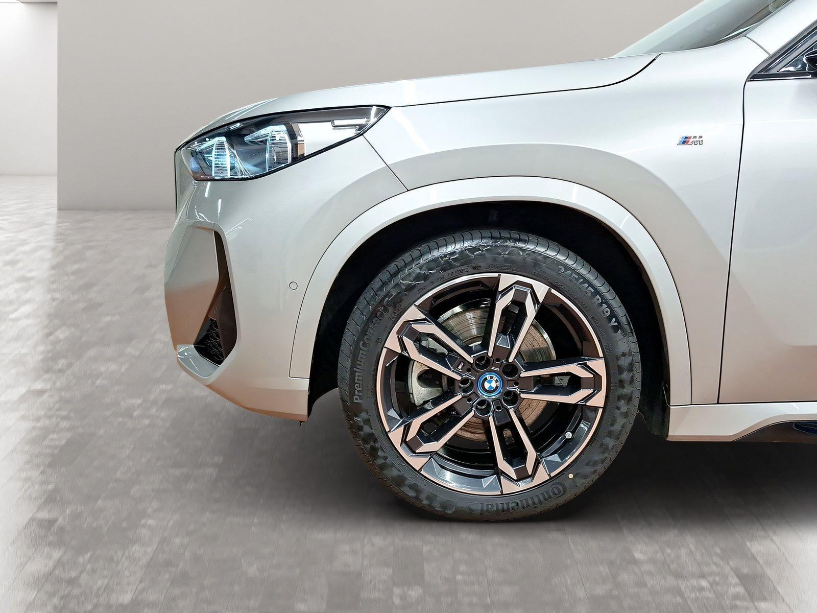 BMW iX1 – Bild 21