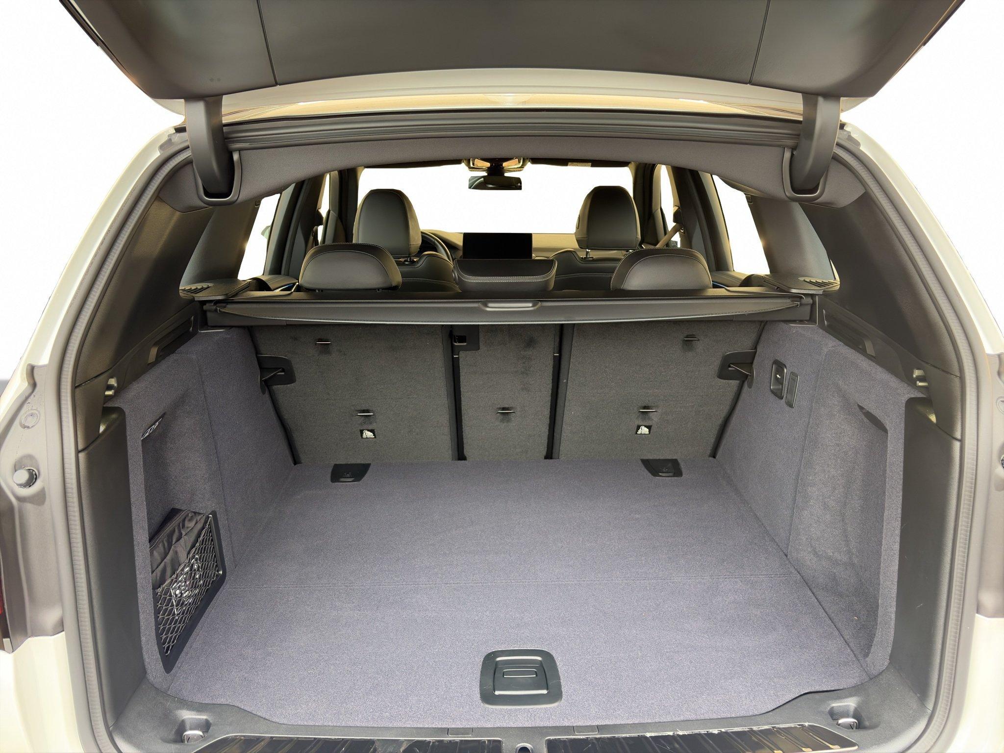 BMW iX3 – Bild 16