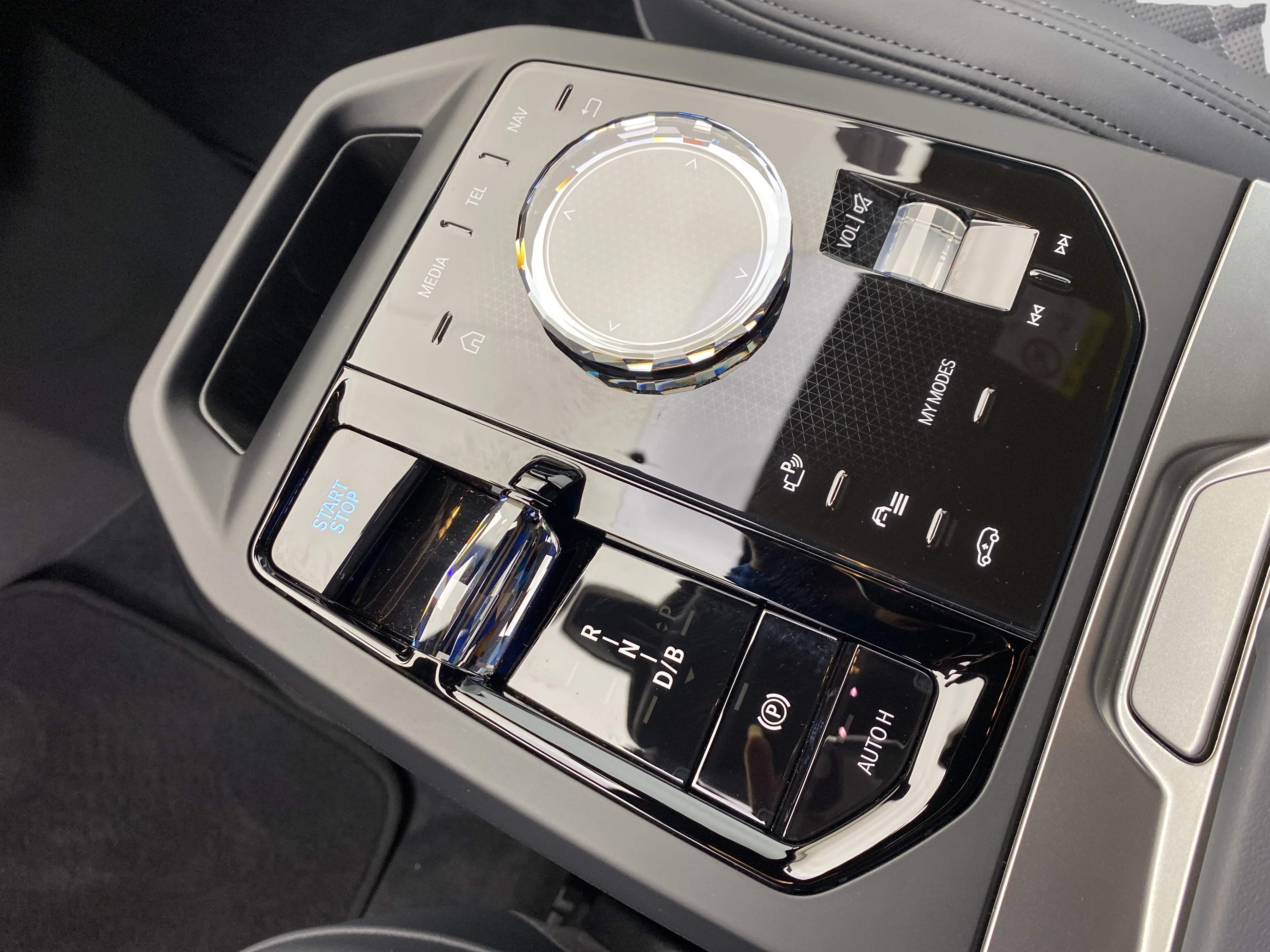 BMW iX – Bild 21