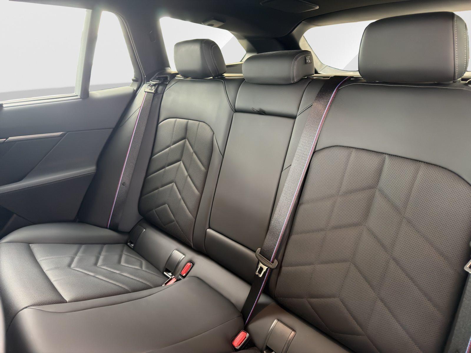BMW i5 Touring – Bild 19