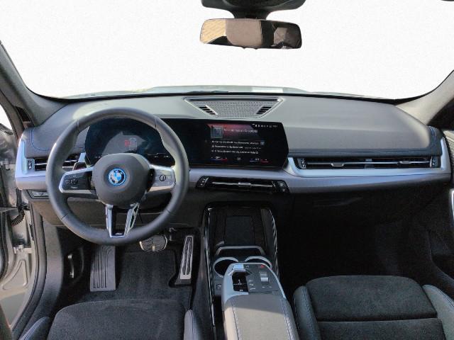 BMW iX1 – Bild 14