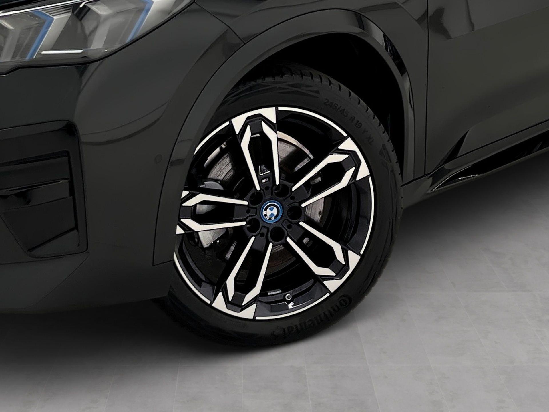 BMW iX2 – Bild 19