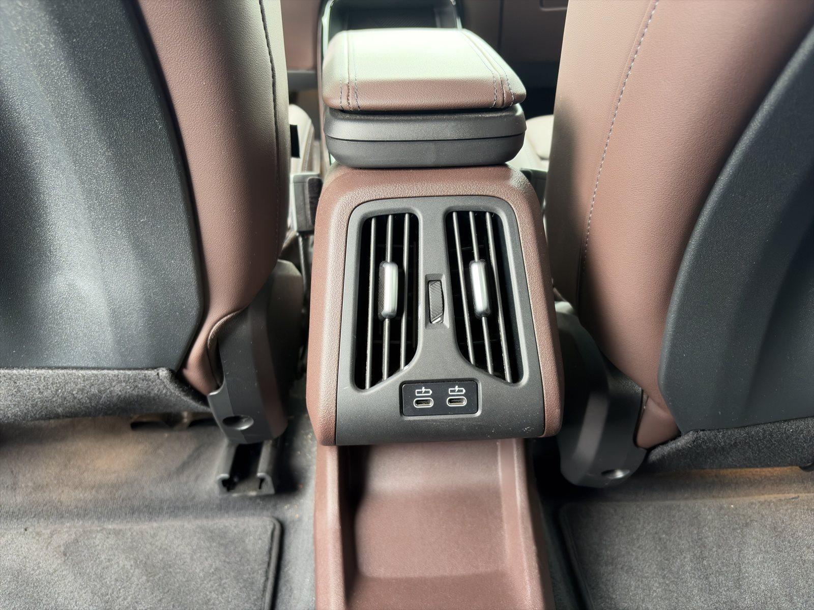 BMW iX1 – Bild 13
