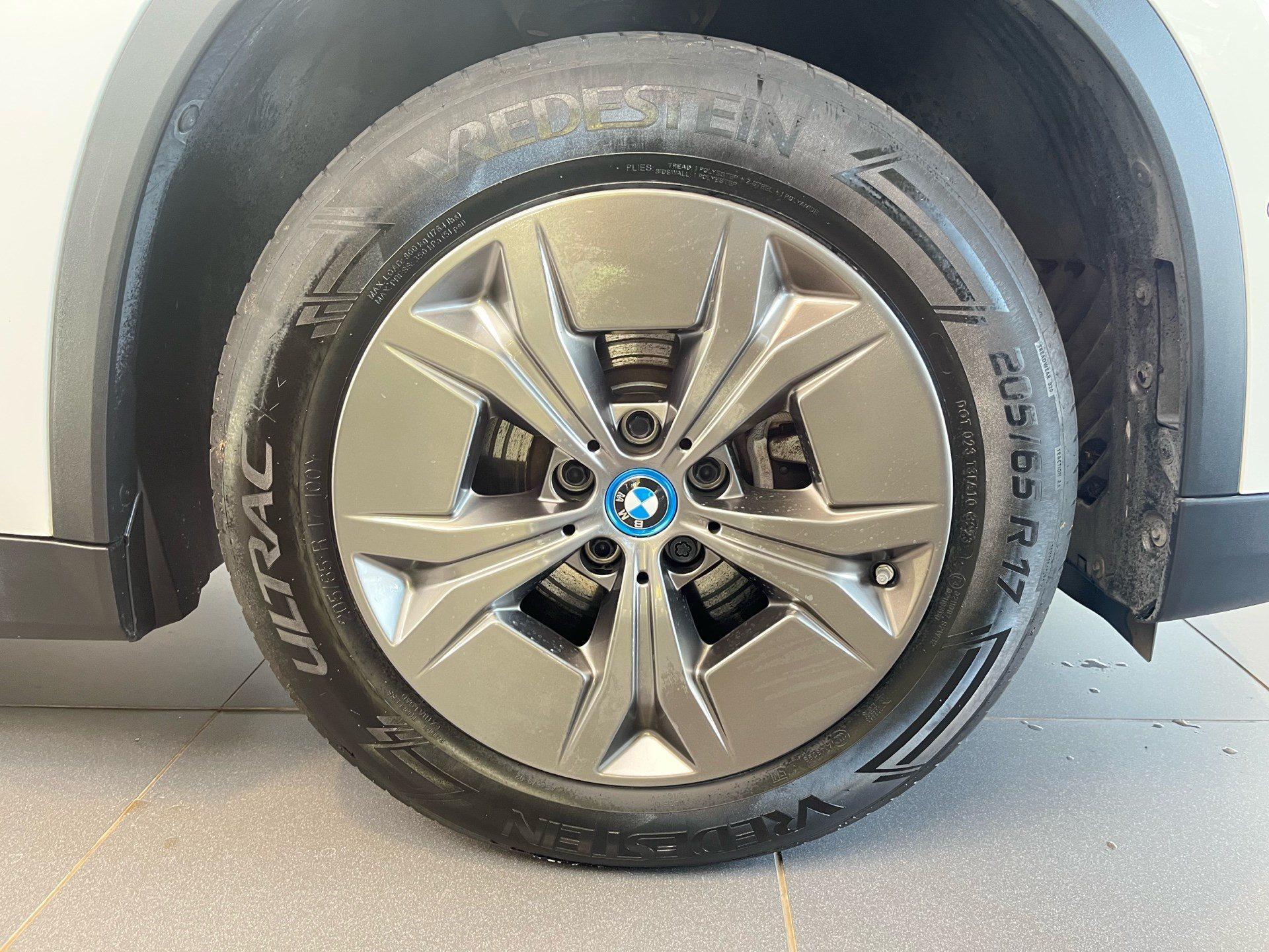BMW iX1 – Bild 19