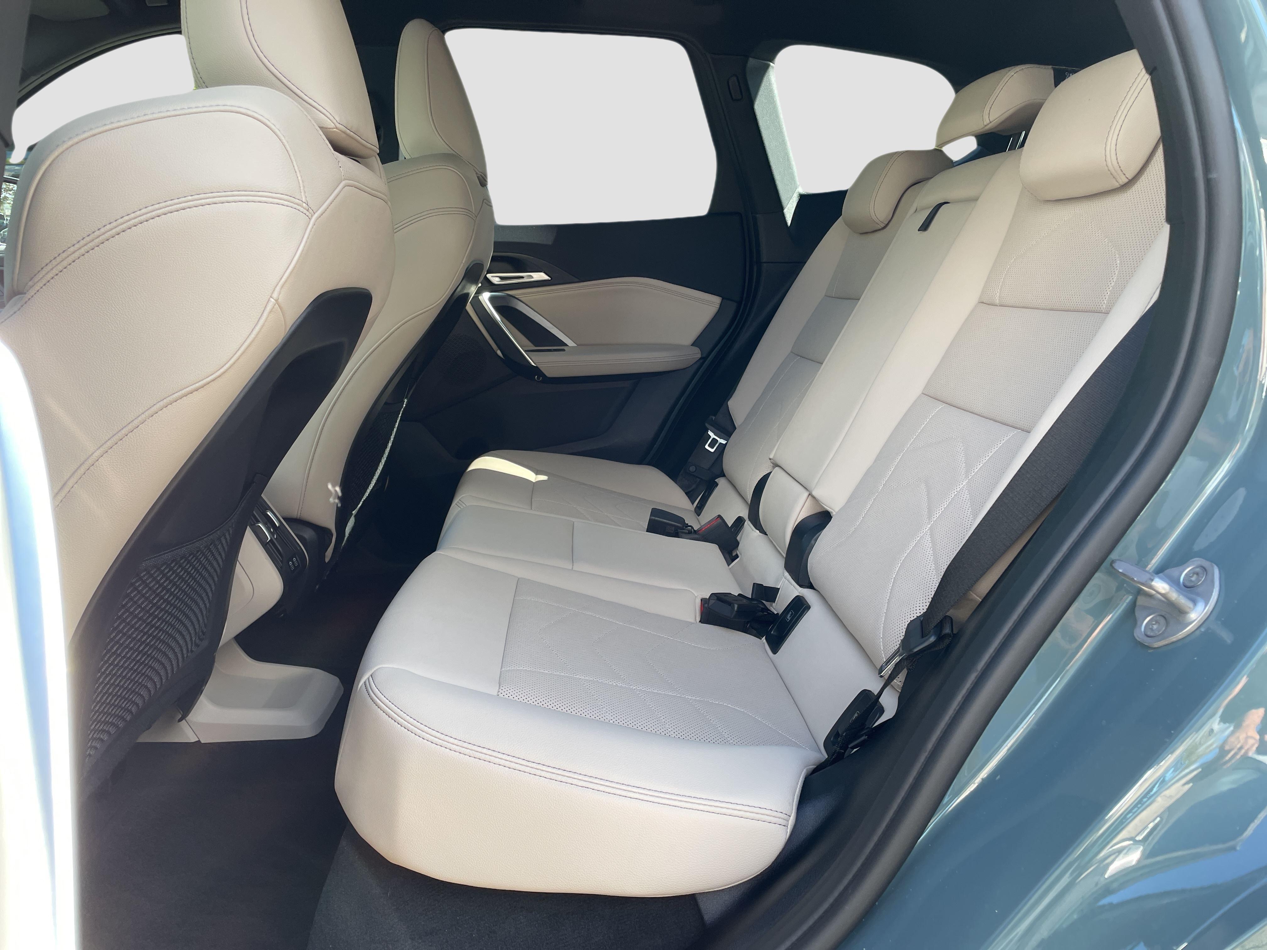 BMW iX1 – Bild 13