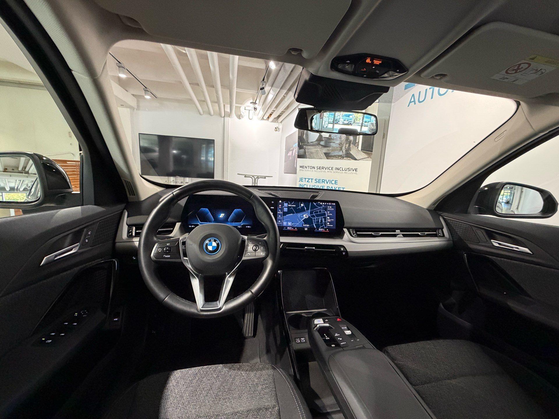 BMW iX1 – Bild 9