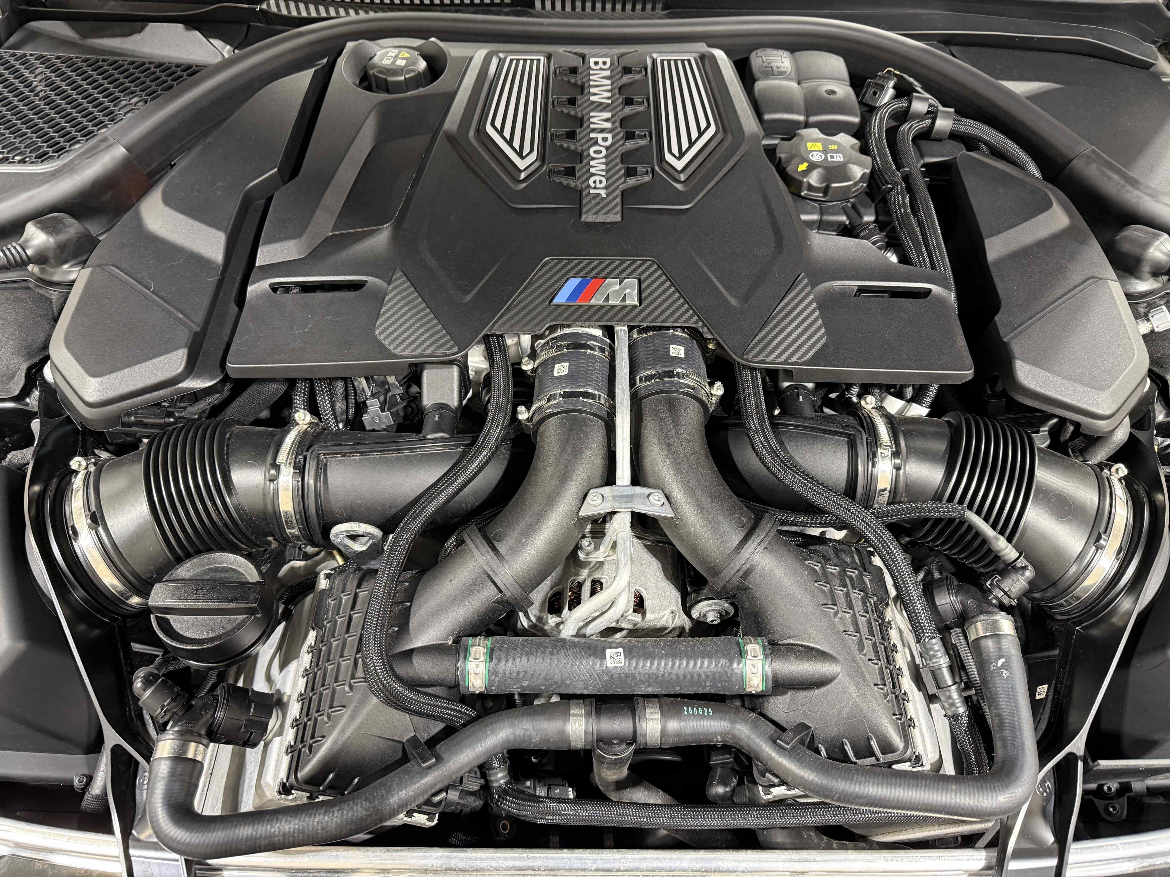 BMW M8 Coupé – Bild 26