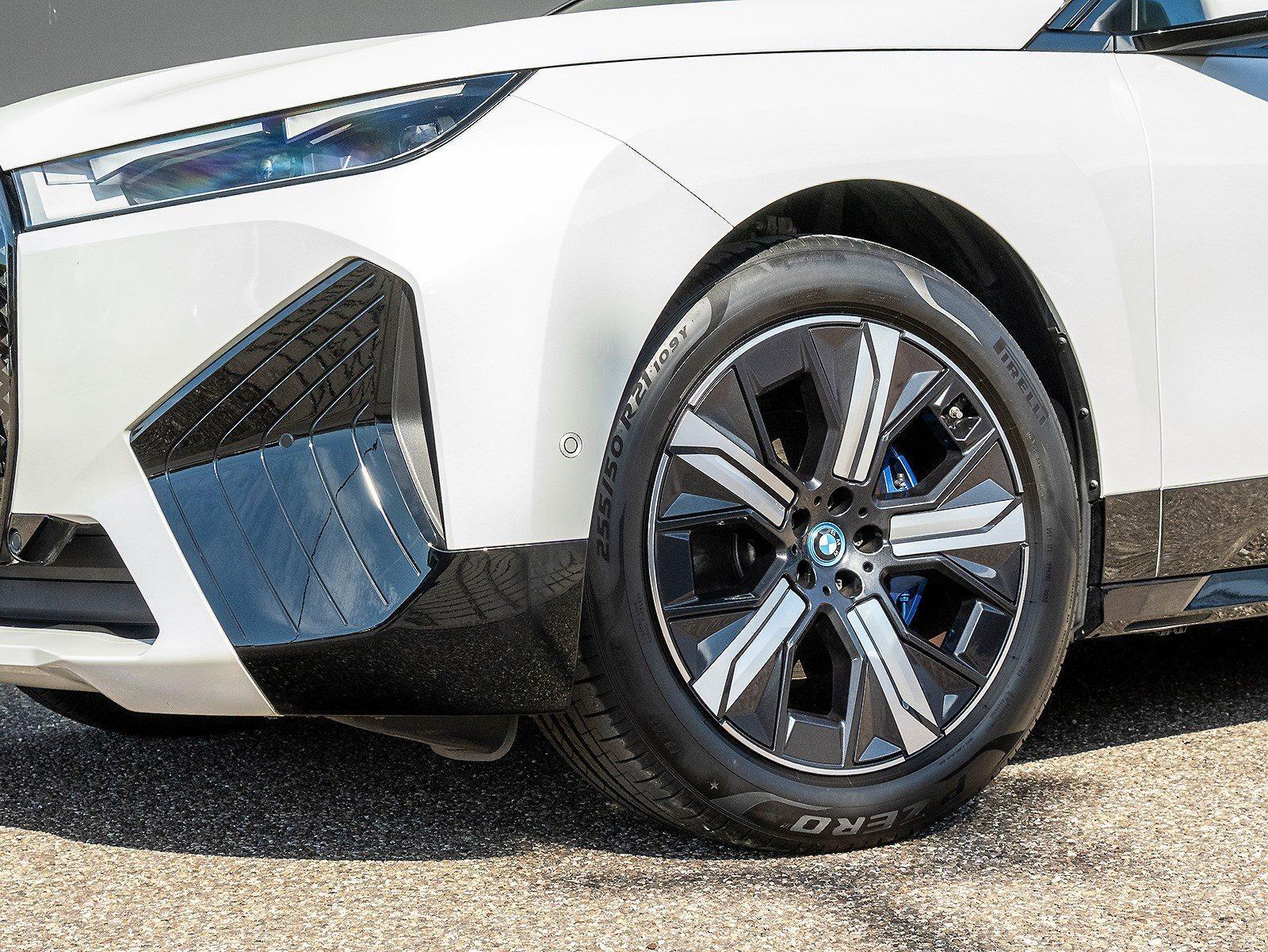BMW iX – Bild 15