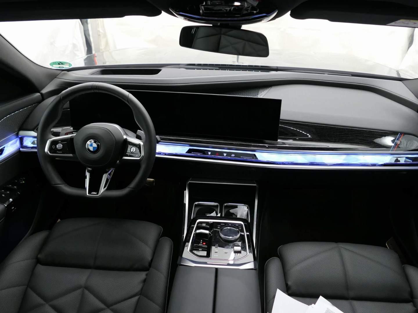 BMW 7er – Bild 25