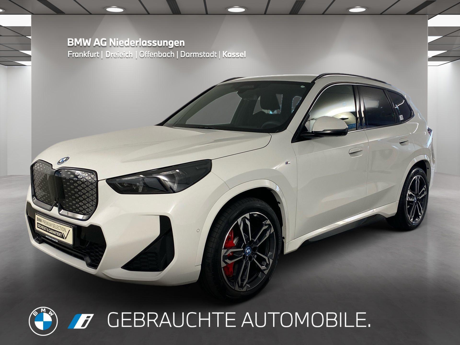 BMW iX1
